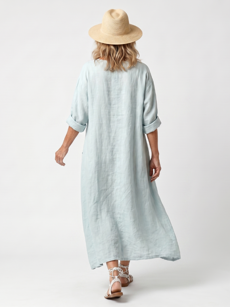 Kassiani™ | Luxurious Embroidered Midi Dress