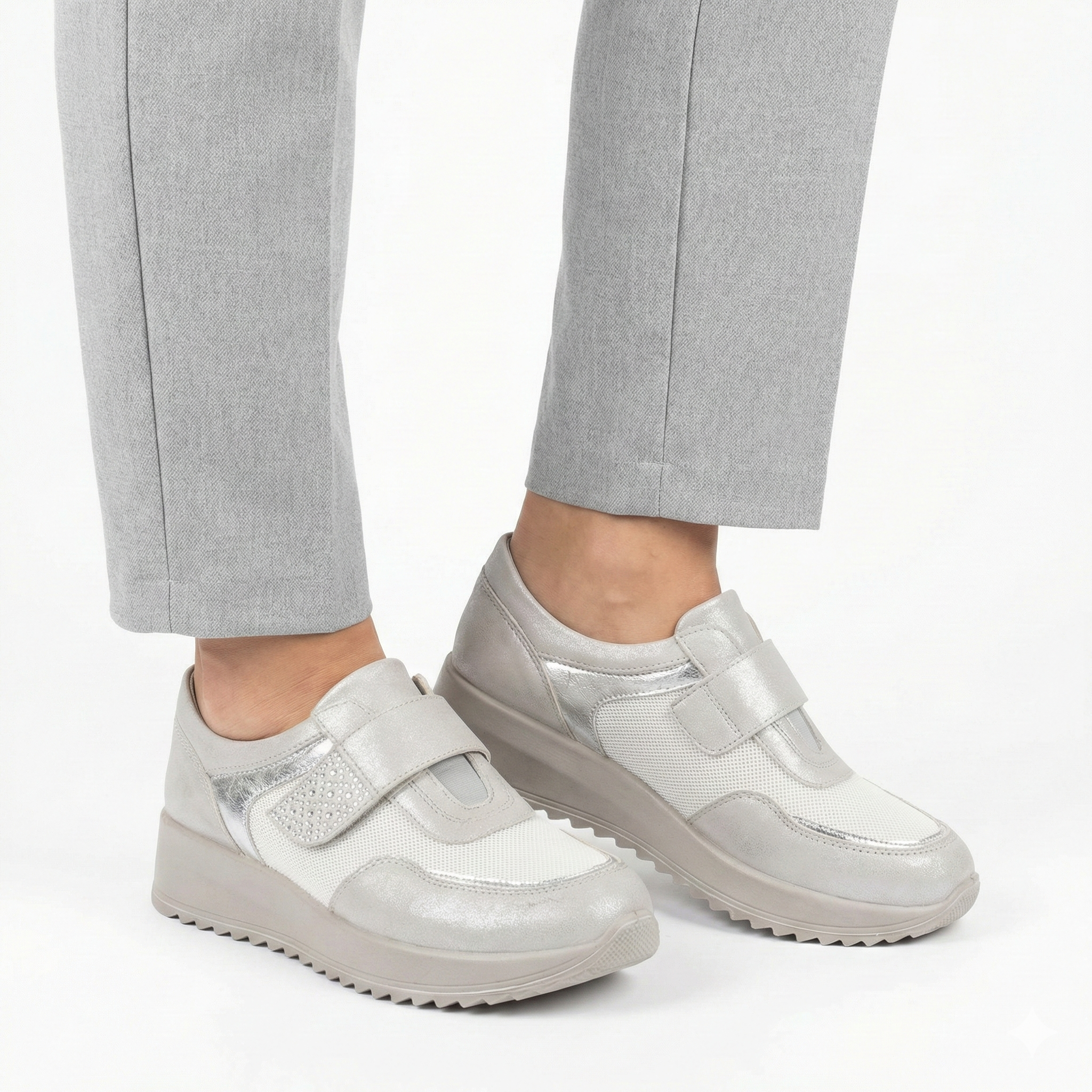 Isabella™ | Luxurious Leather Women's Shoe