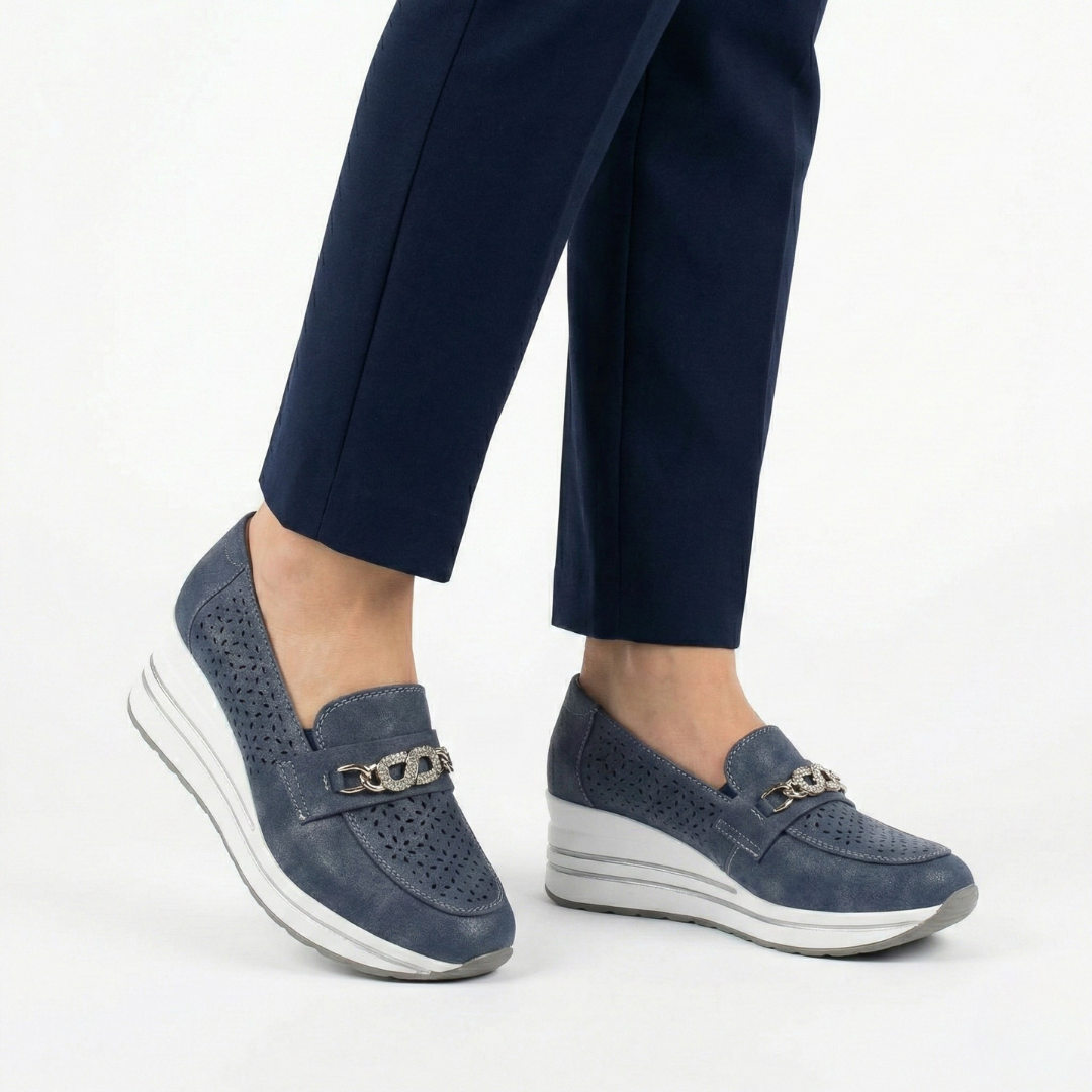 Isabelle™ | Luxurious Leather Moccasins for Everyday Elegance
