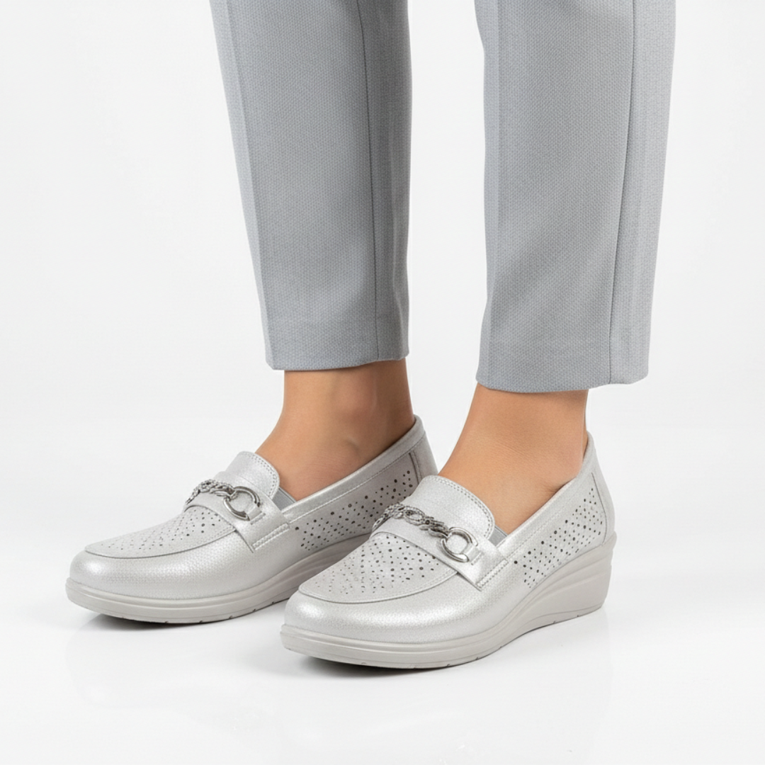 Darla™ | Luxurious Leather Moccasins for Comfort