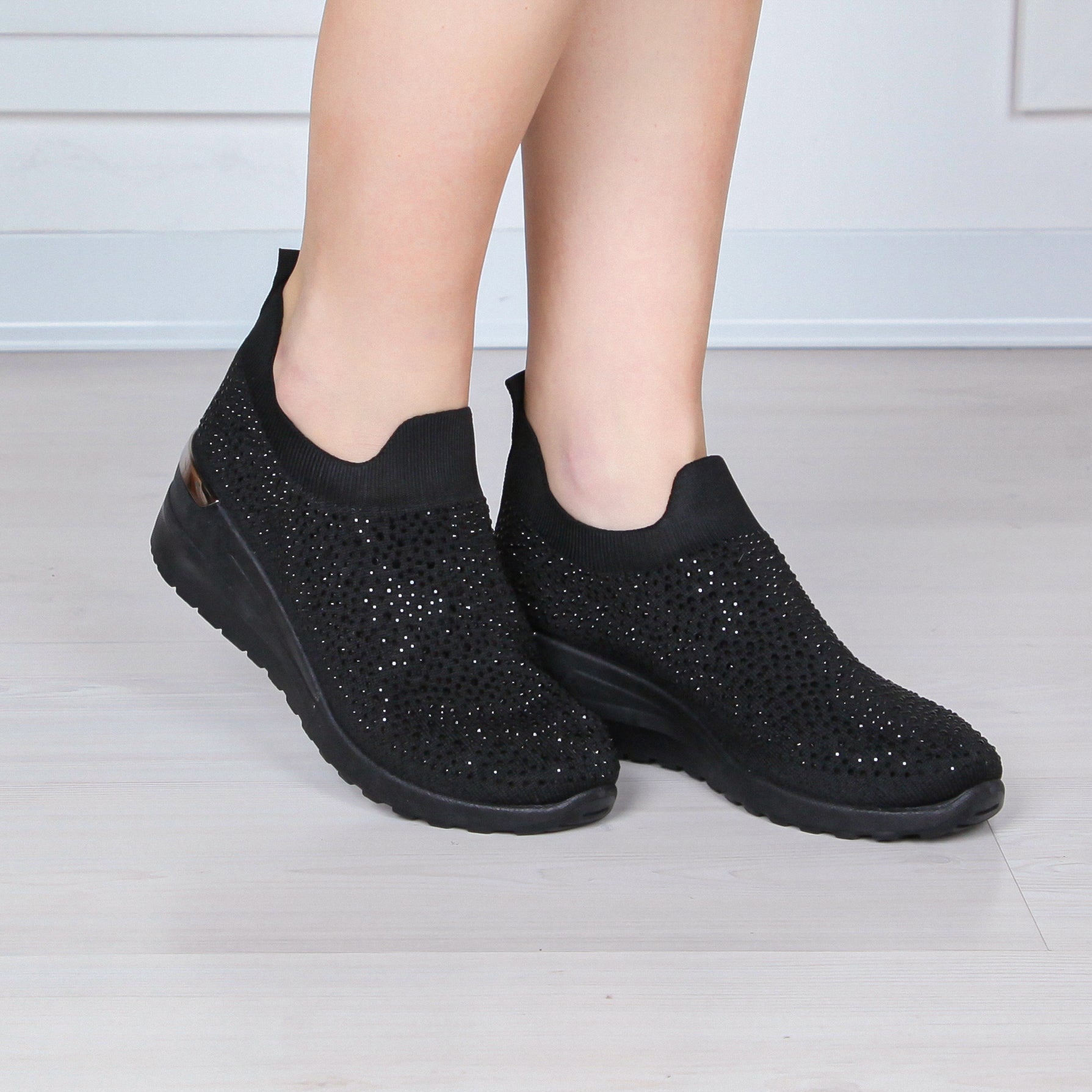 Lila™ | Cozy Memory Foam Sneakers
