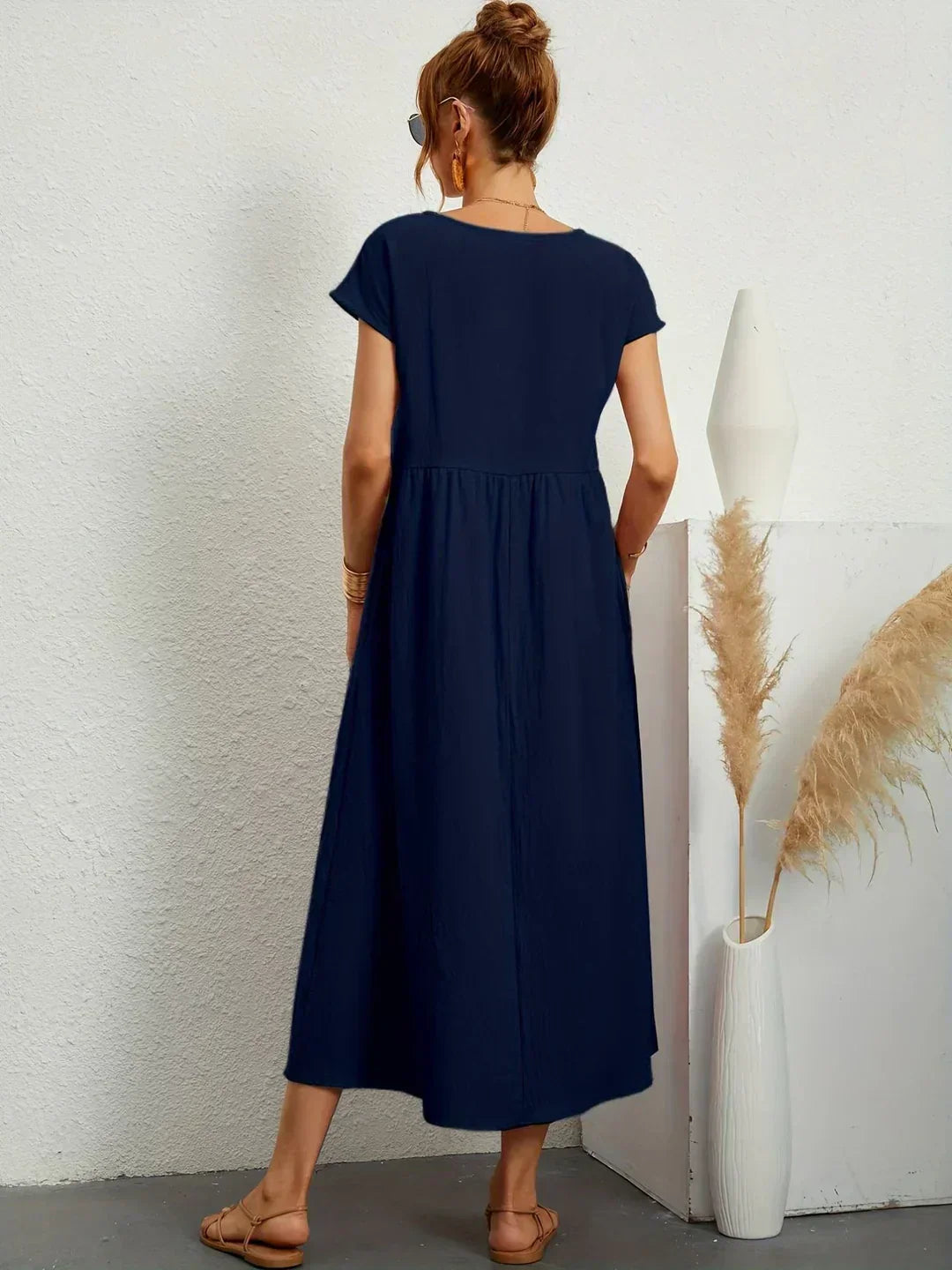Isabella™ | Timeless Midi Dress for Effortless Elegance