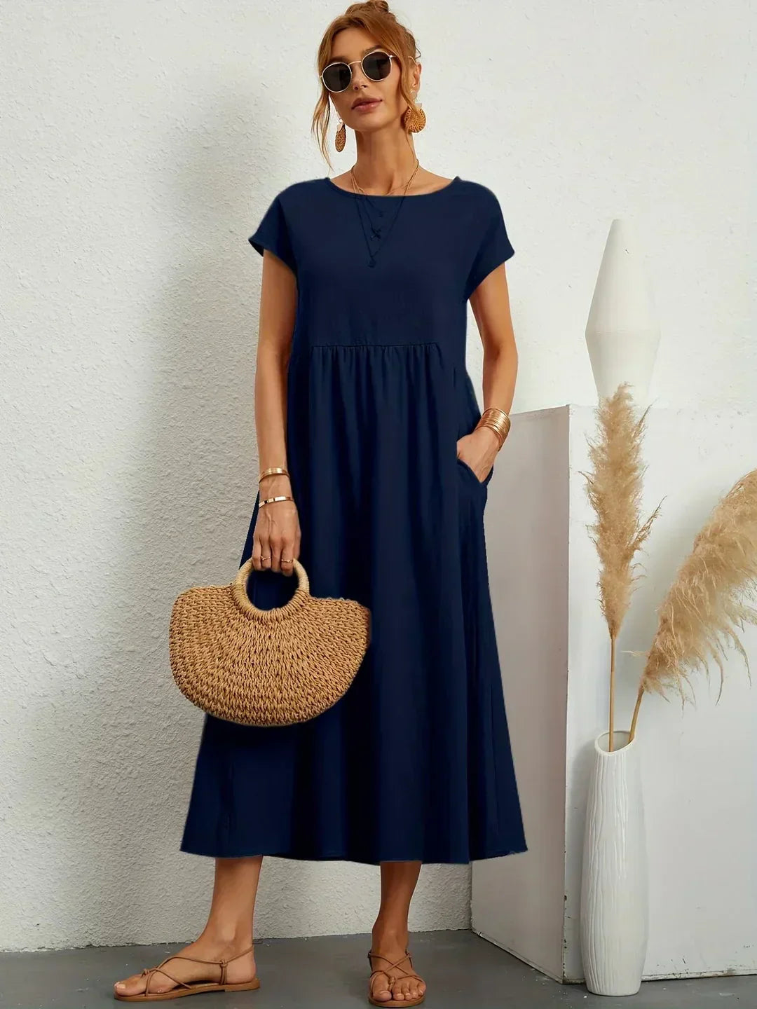 Isabella™ | Timeless Midi Dress for Effortless Elegance
