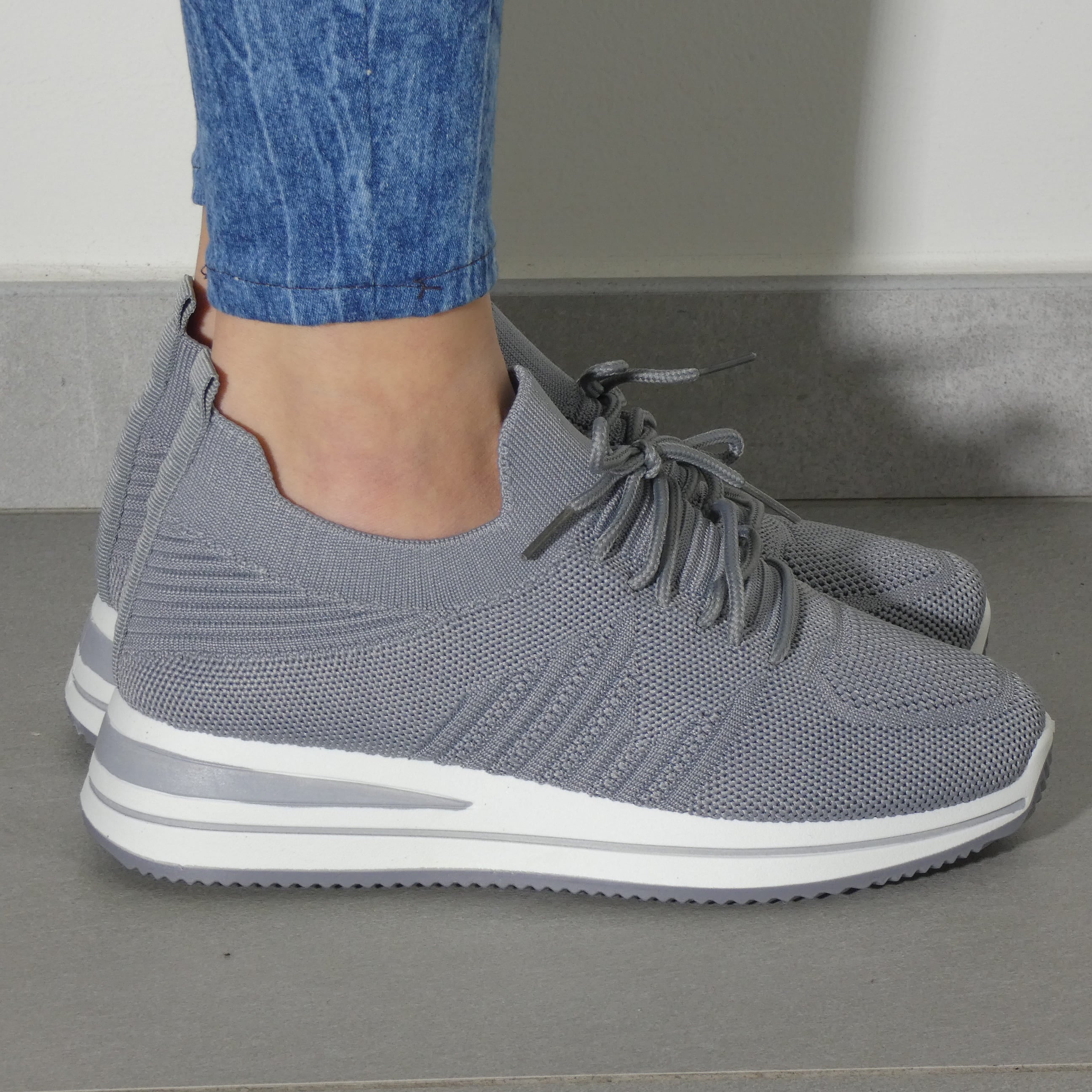 Isabella™ | Stylish Comfort Footwear for Every Occasion
