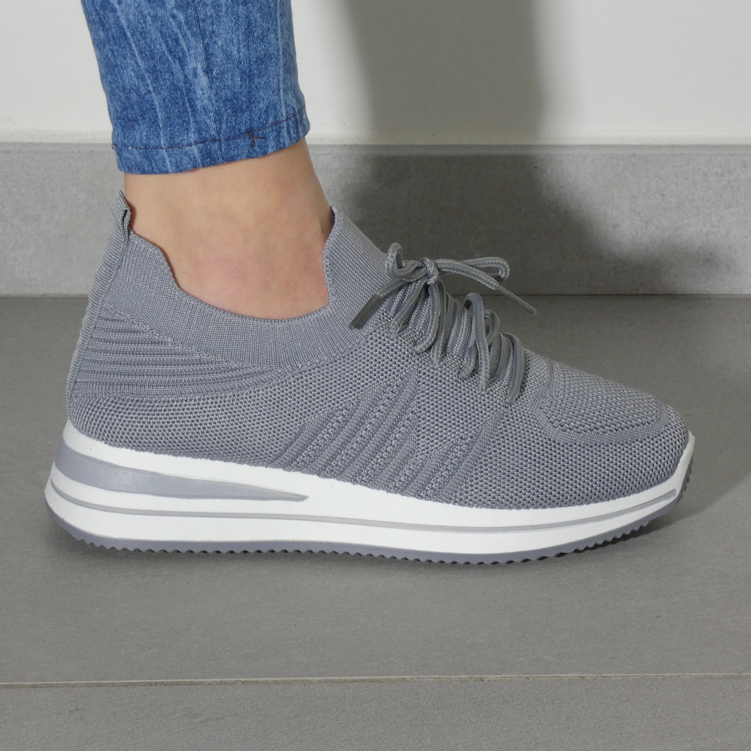 Isabella™ | Stylish Comfort Footwear for Every Occasion