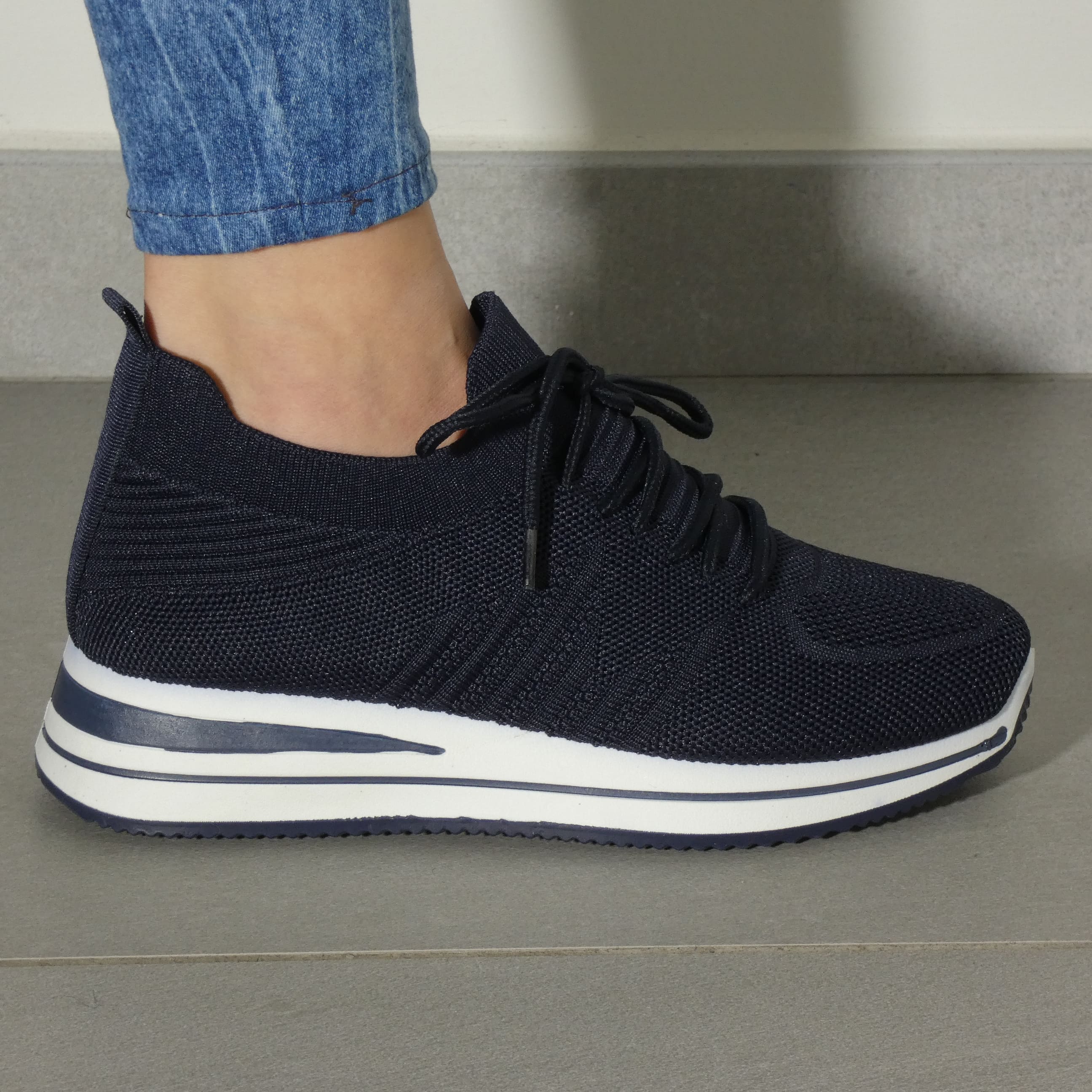 Isabella™ | Stylish Comfort Footwear for Every Occasion