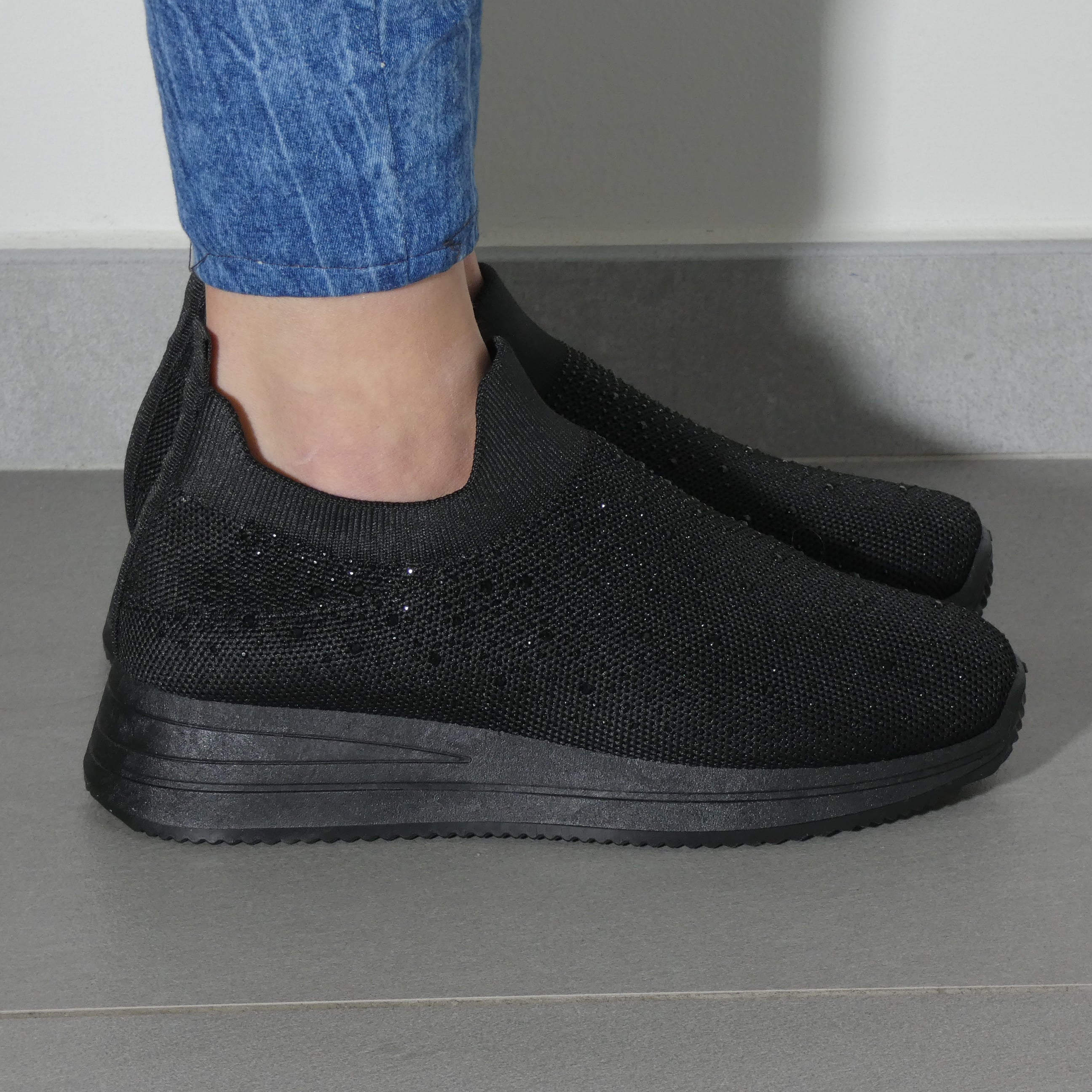 Isabella™ | Glamorous Rhinestone-Studded Sneakers