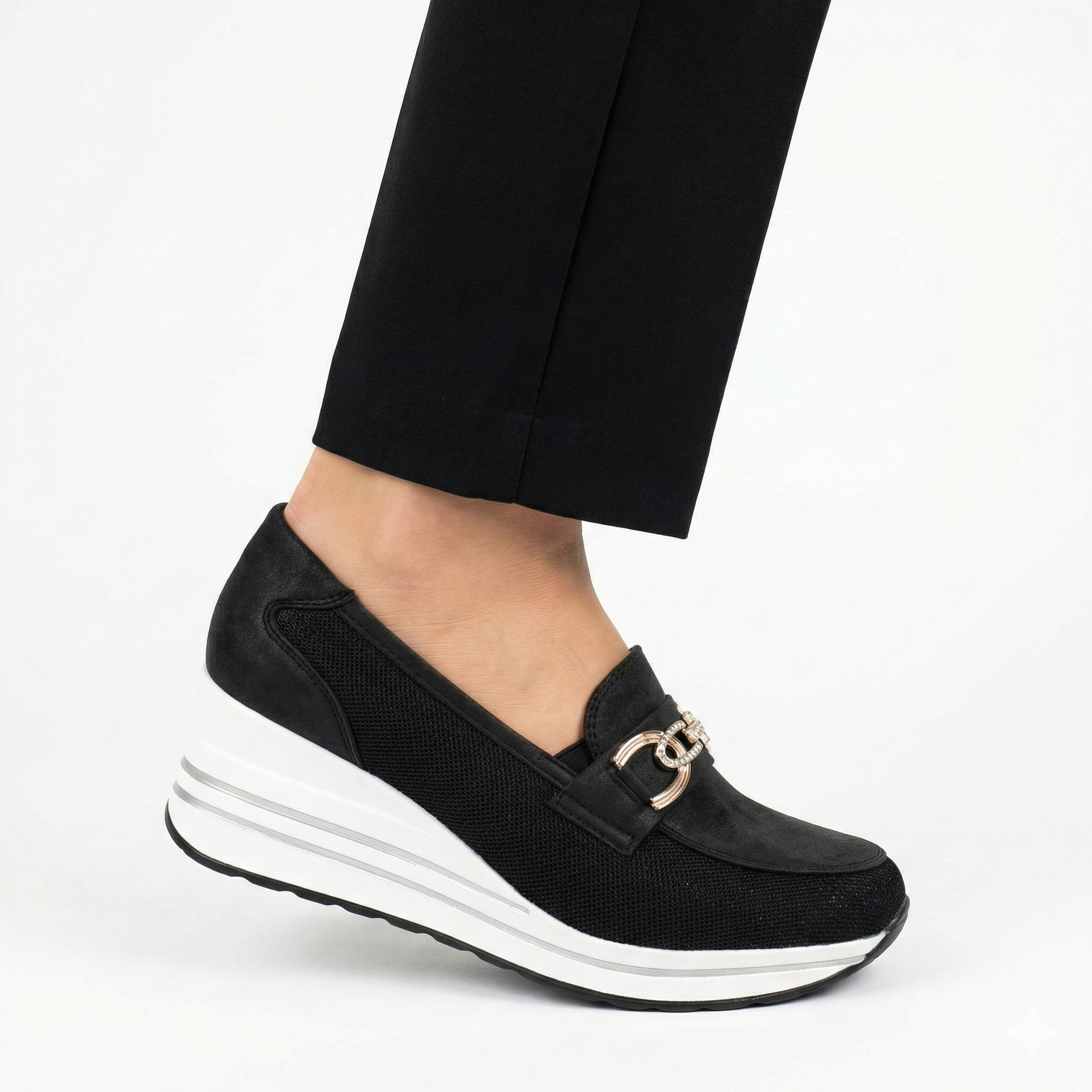 Lila™ | Luxurious Leather Moccasins for Everyday Elegance