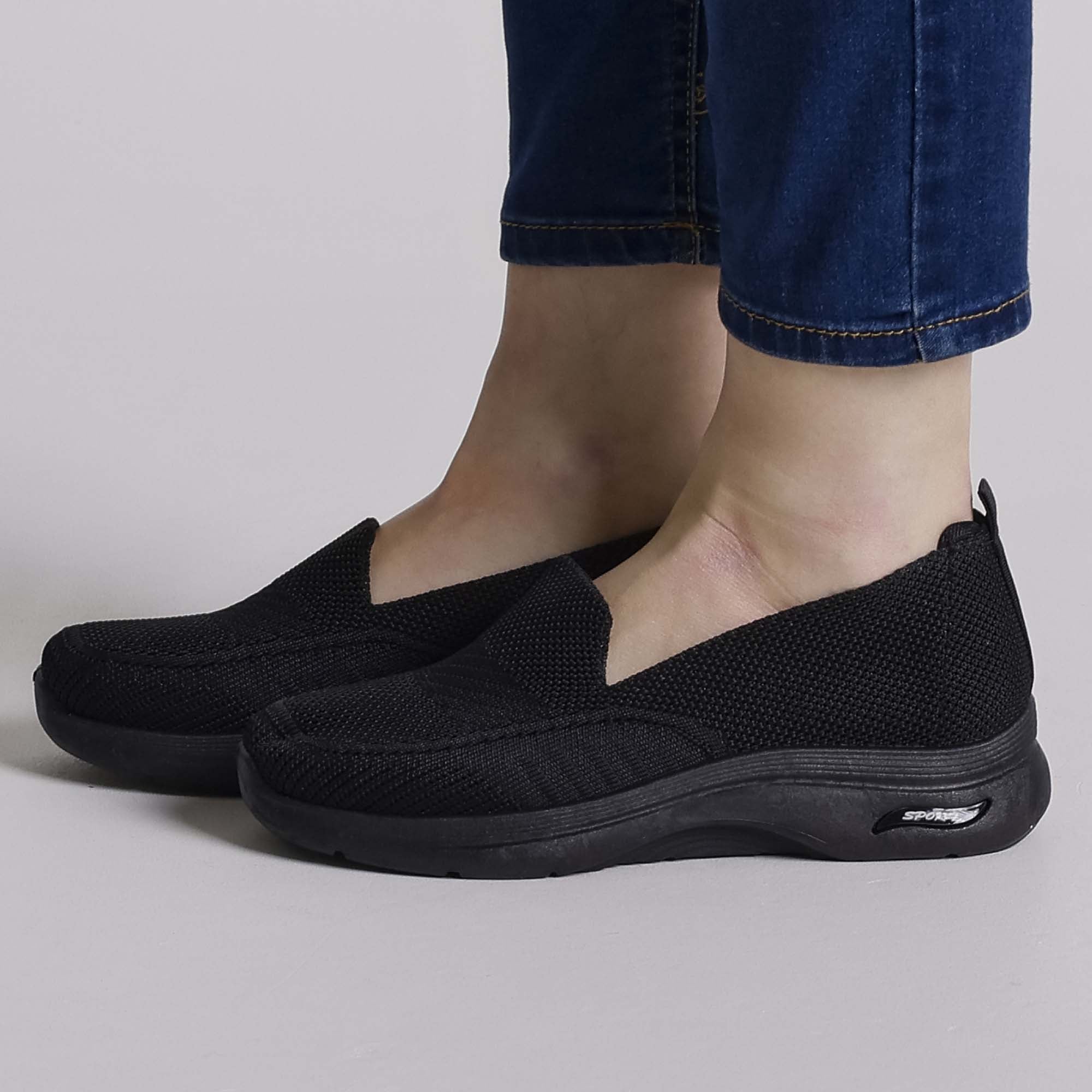 Lila™ | Chic Slip-On Sneakers for Effortless Style
