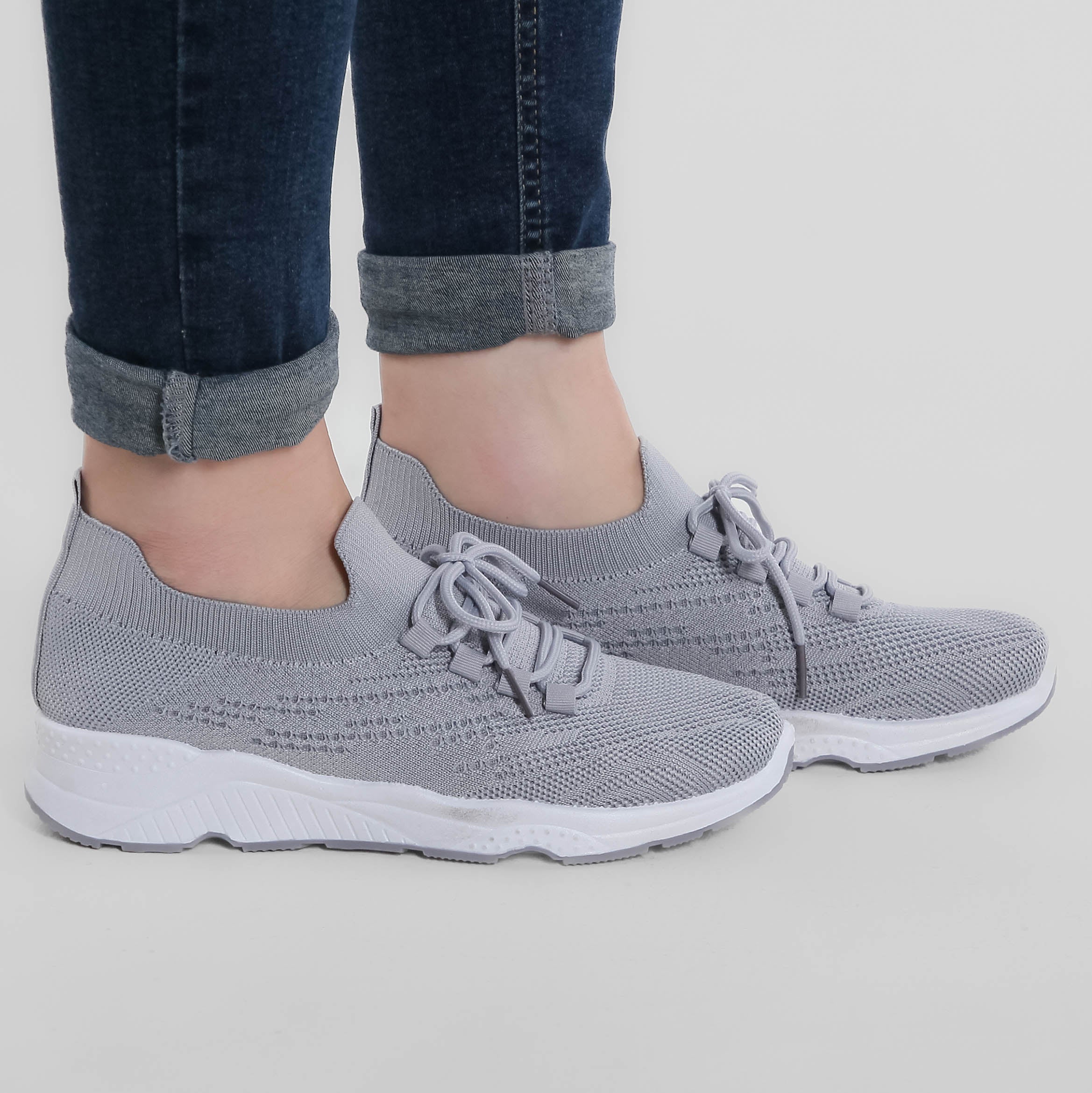 Isabella™ | Chic Canvas Sneakers for Everyday Elegance