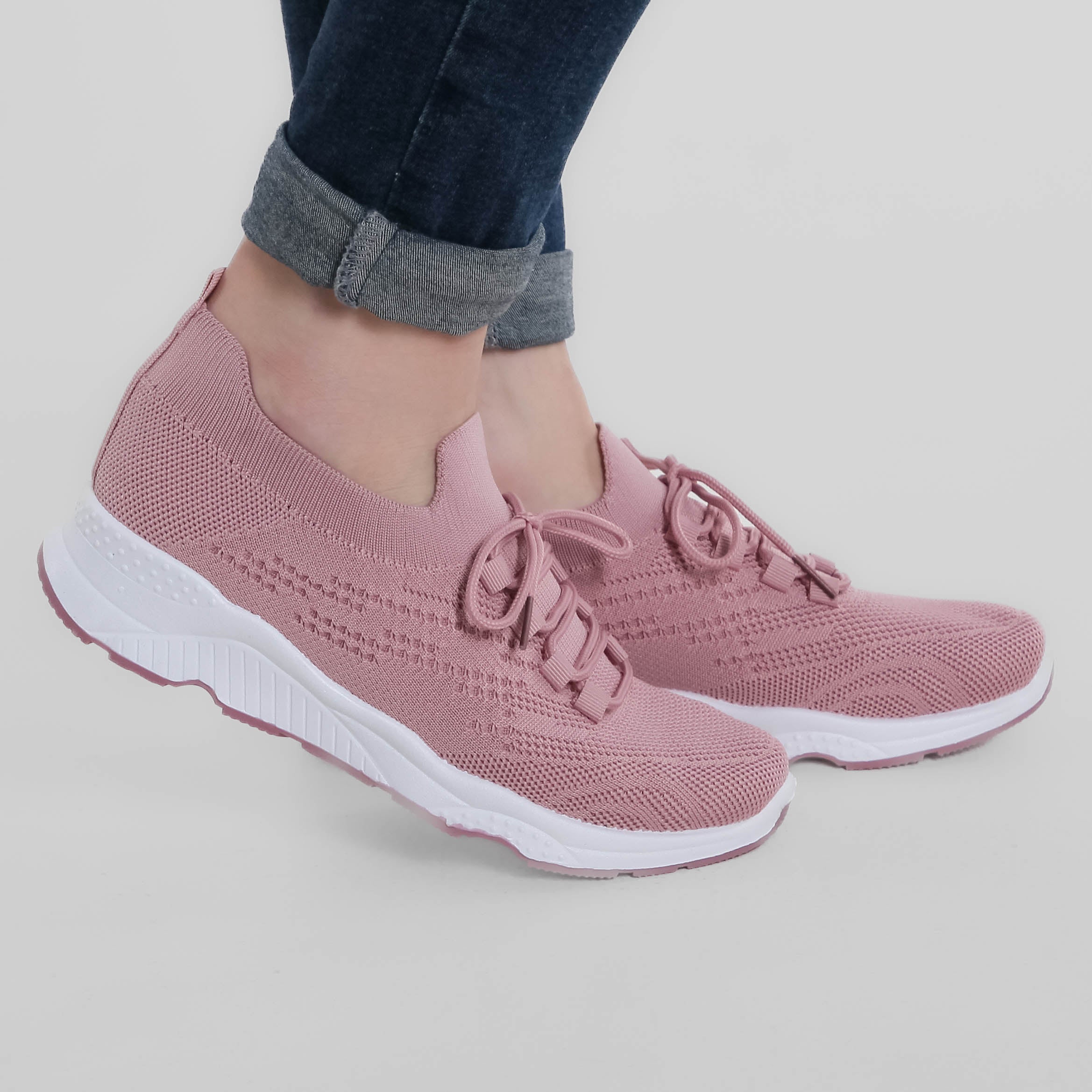 Isabella™ | Chic Canvas Sneakers for Everyday Elegance