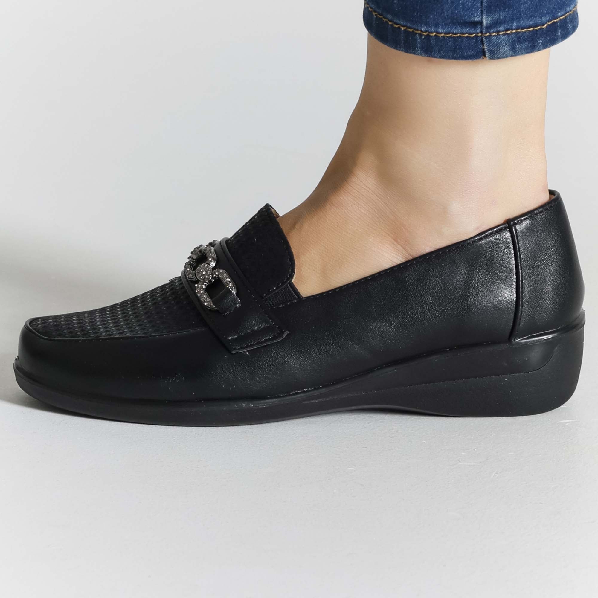 Giselle™ | Chic Leather Loafers for All-Day Comfort