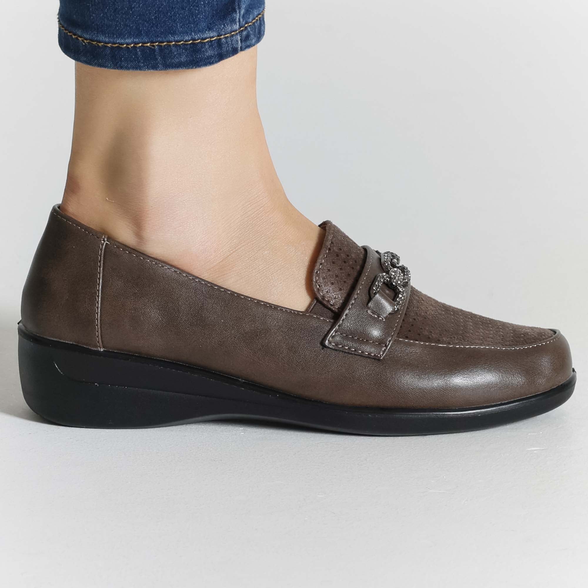 Giselle™ | Chic Leather Loafers for All-Day Comfort