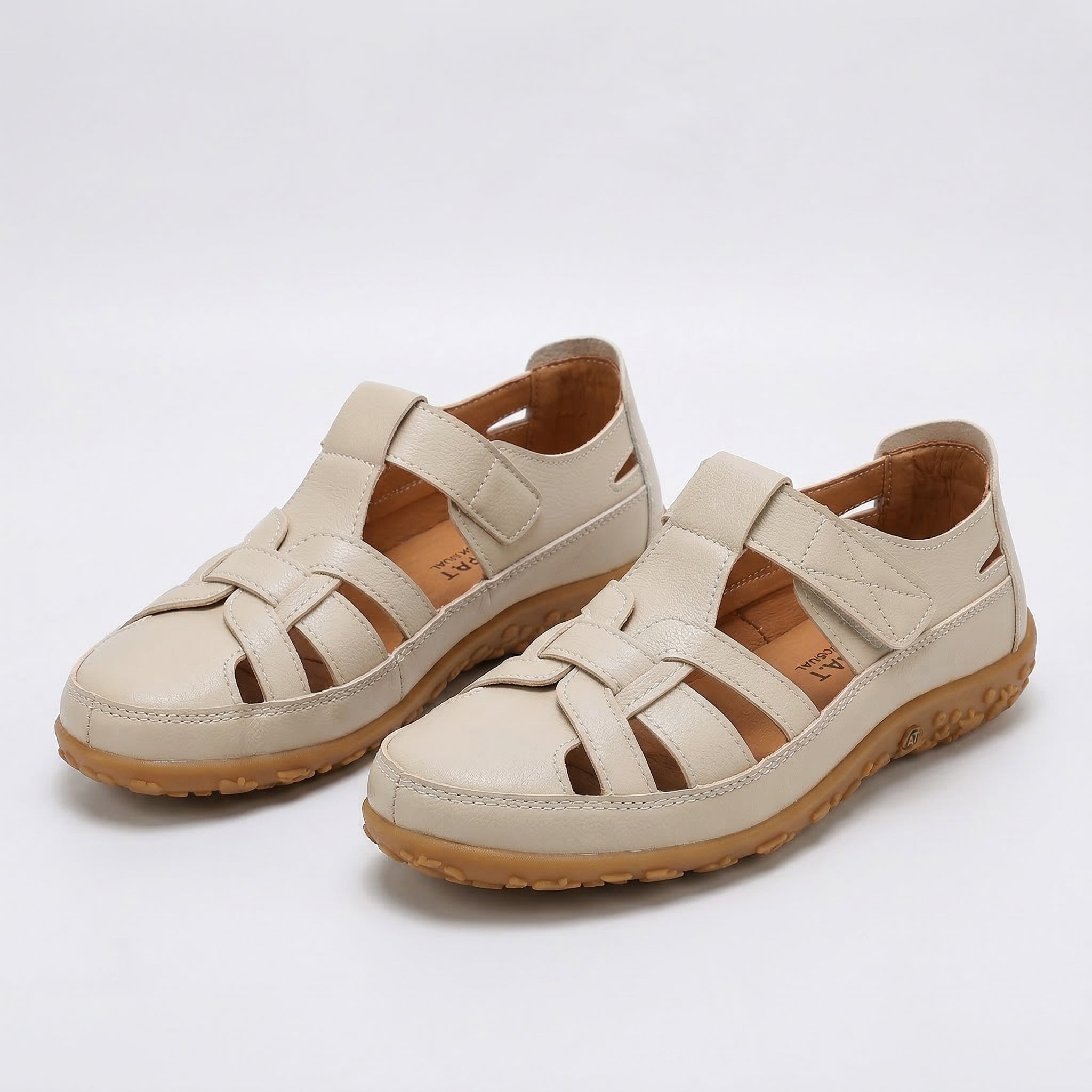 Lea™ | Chic Leather Sandals for Everyday Elegance