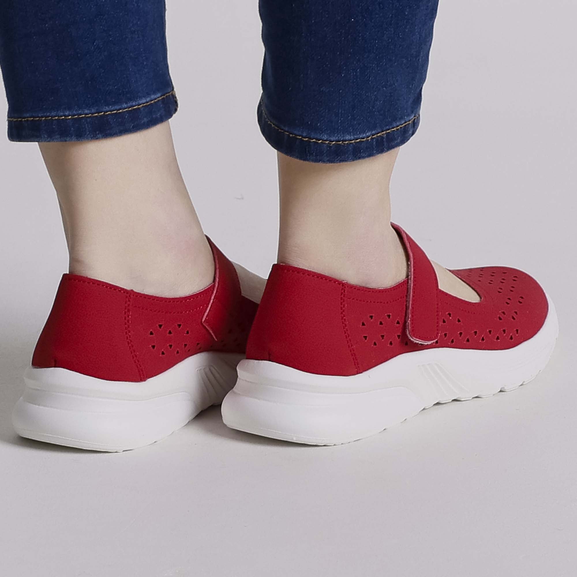 Isabella™ | Chic Leather Loafers for All-Day Elegance
