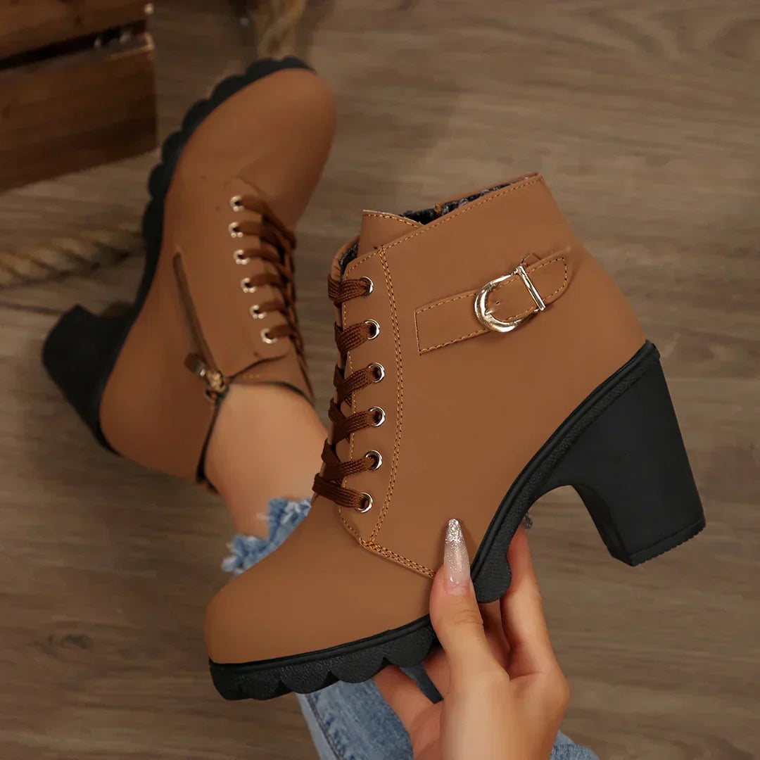 Isabella™ | Chic Leather Ankle Boots for Sophistication