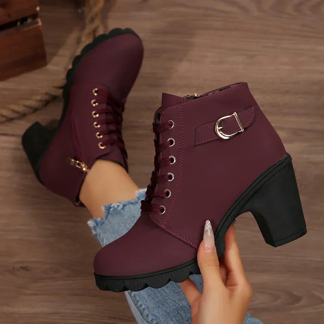 Isabella™ | Chic Leather Ankle Boots for Sophistication