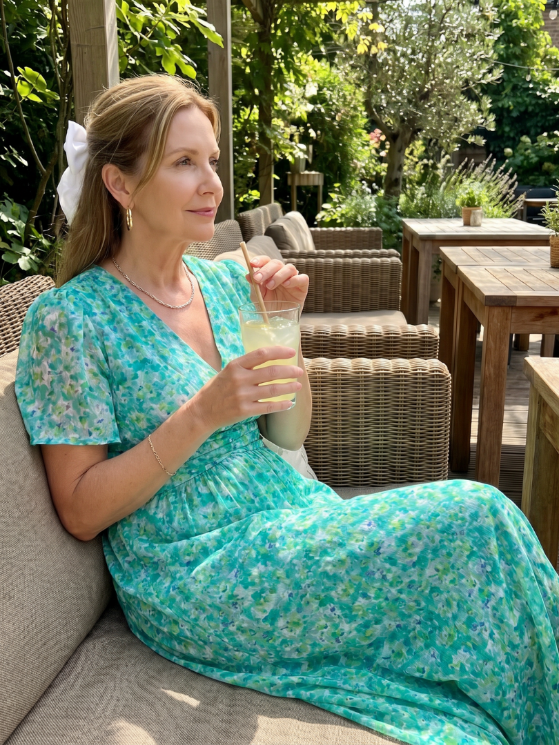 Cecily™ | Charming Floral Midi Dress for Effortless Elegance
