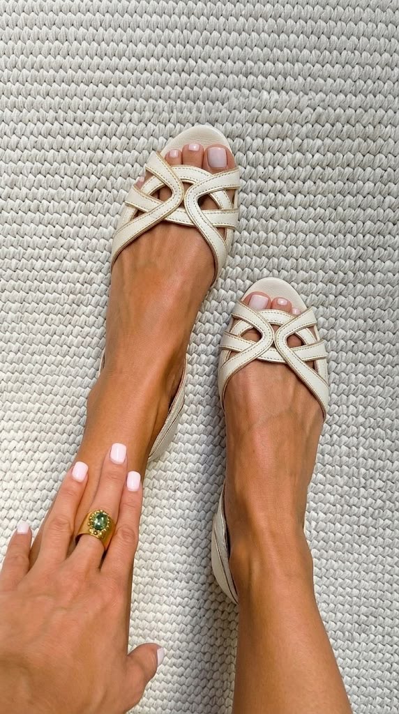 Camila™ | Chic Woven Sandals for Effortless Elegance