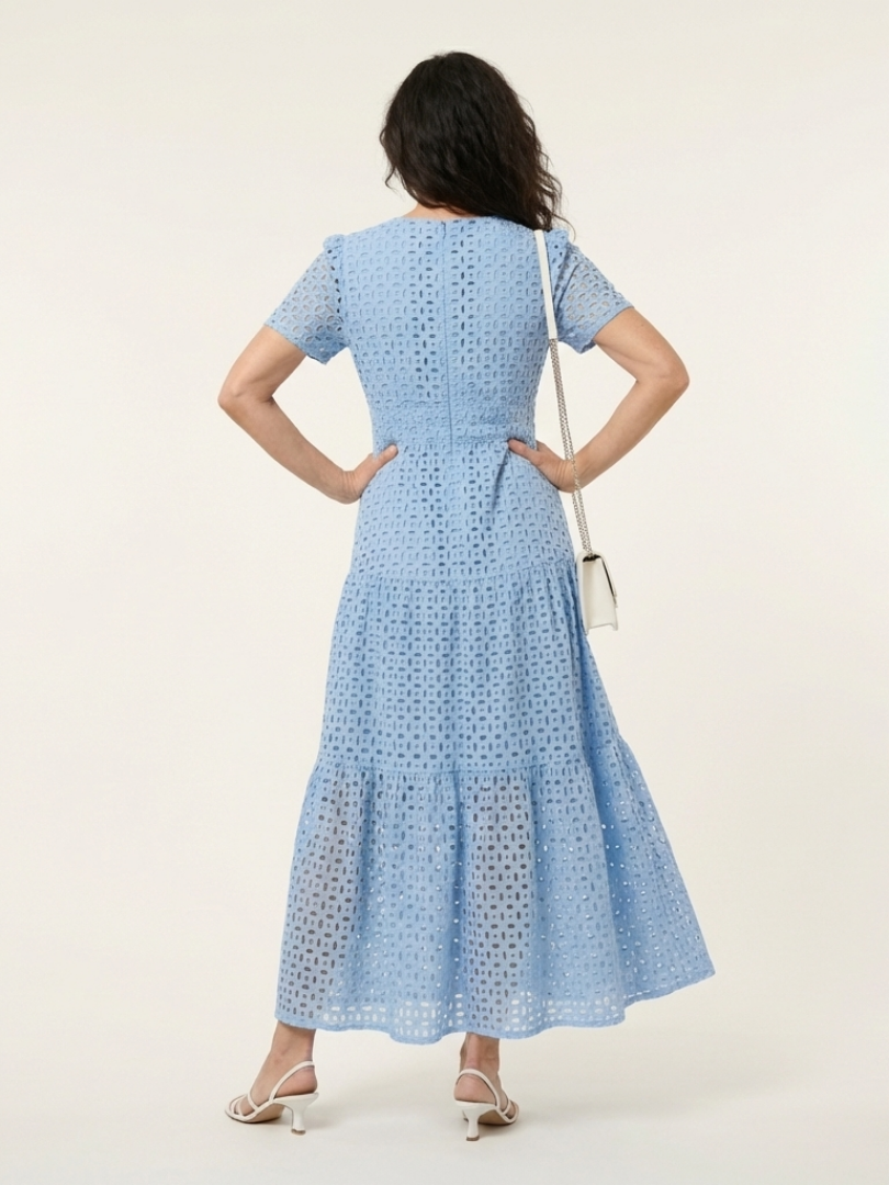 Brielle™ | Flowy V-Neck Midi Dress for Effortless Elegance