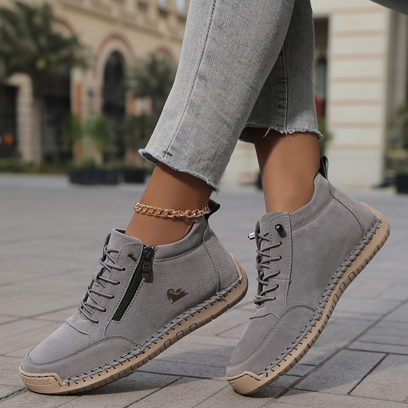 Flora™ | Chic Orthopaedic Shoes with Zip