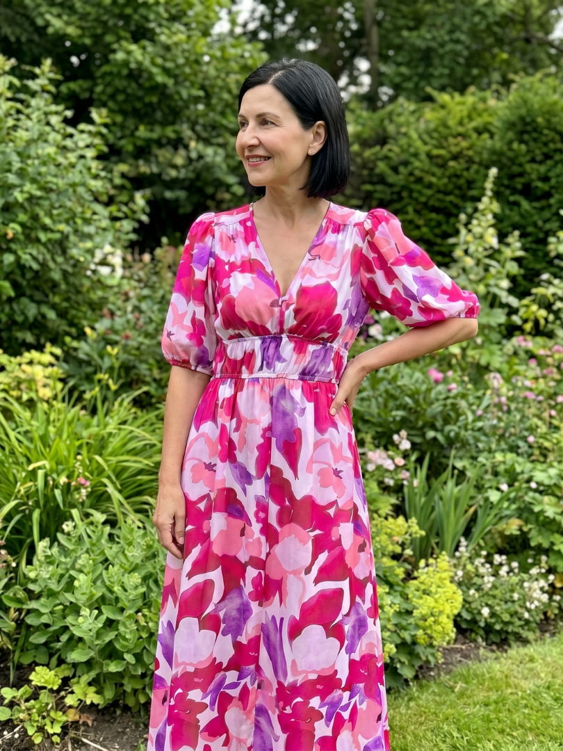 Lila™ | Chic Abstract Print Midi Dress for Effortless Elegance