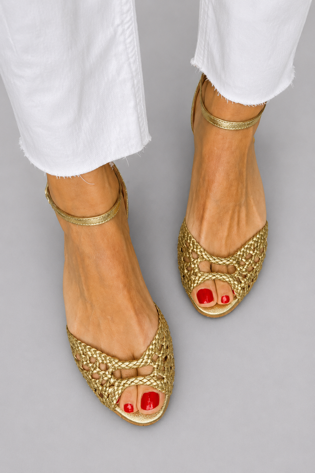 Isadora™ | Chic Woven Gold Sandals for Effortless Elegance
