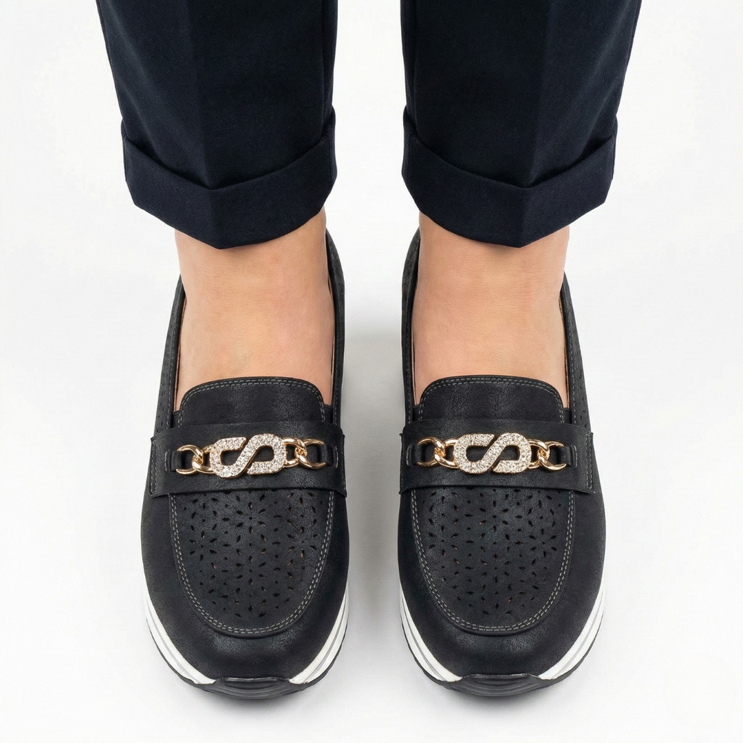 Isabelle™ | Luxurious Leather Moccasins for Everyday Elegance