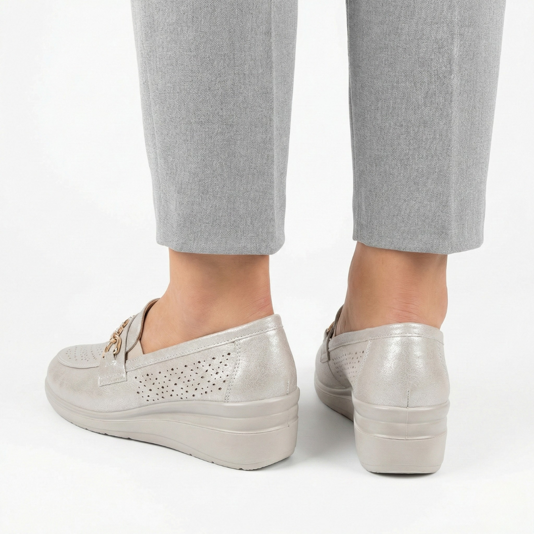 Darla™ | Luxurious Leather Moccasins for Comfort