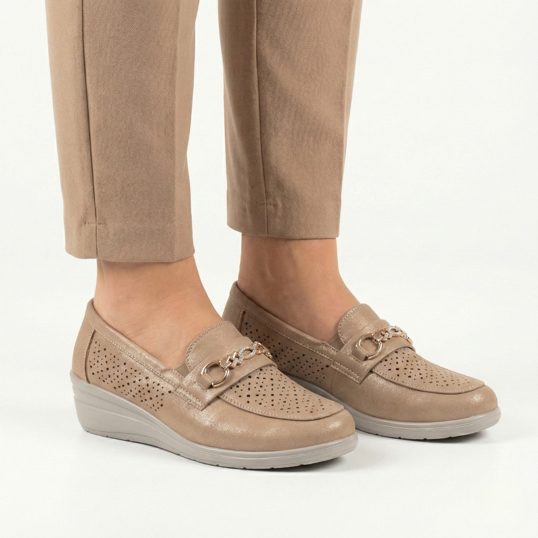 Darla™ | Luxurious Leather Moccasins for Comfort