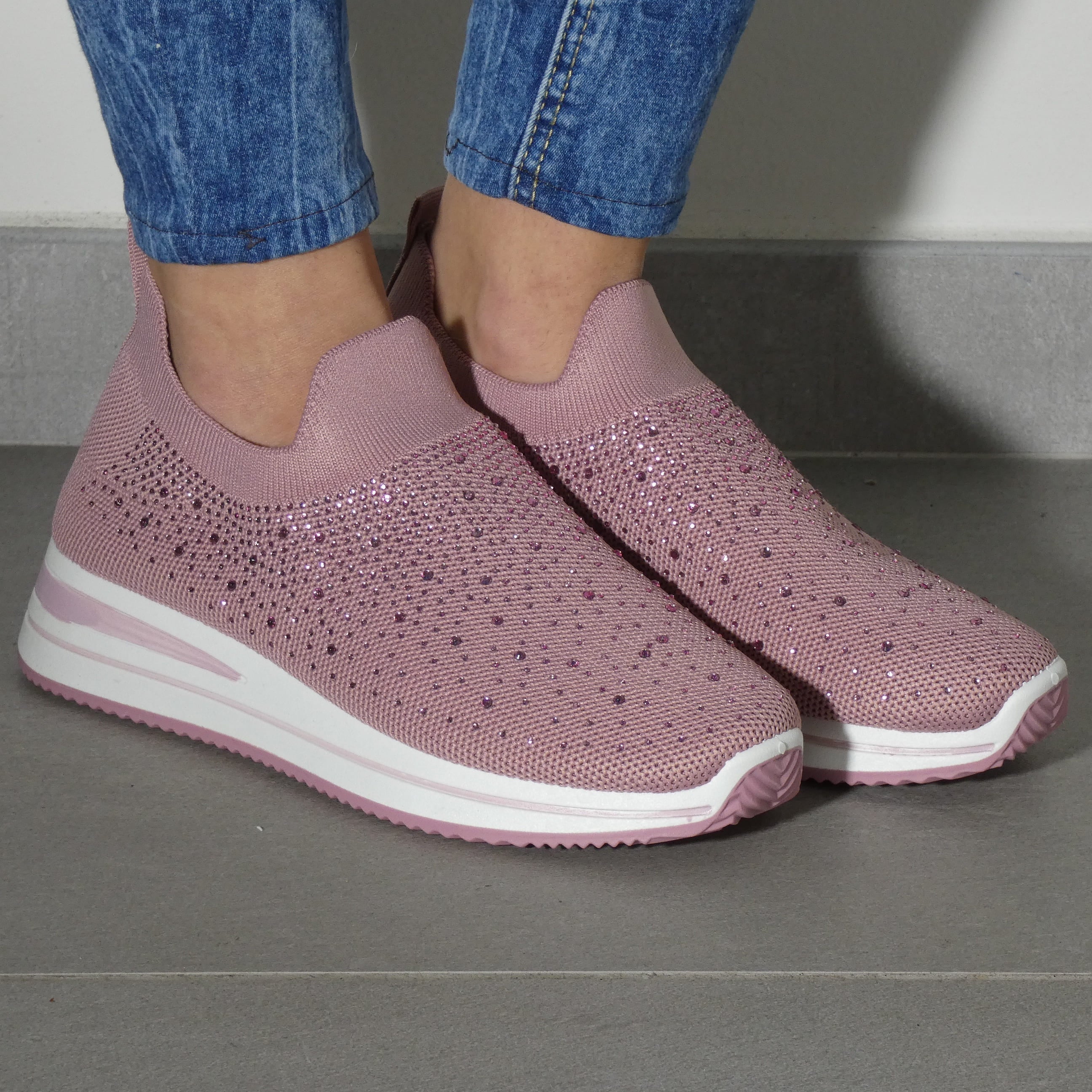 Isabella™ | Glamorous Rhinestone-Studded Sneakers