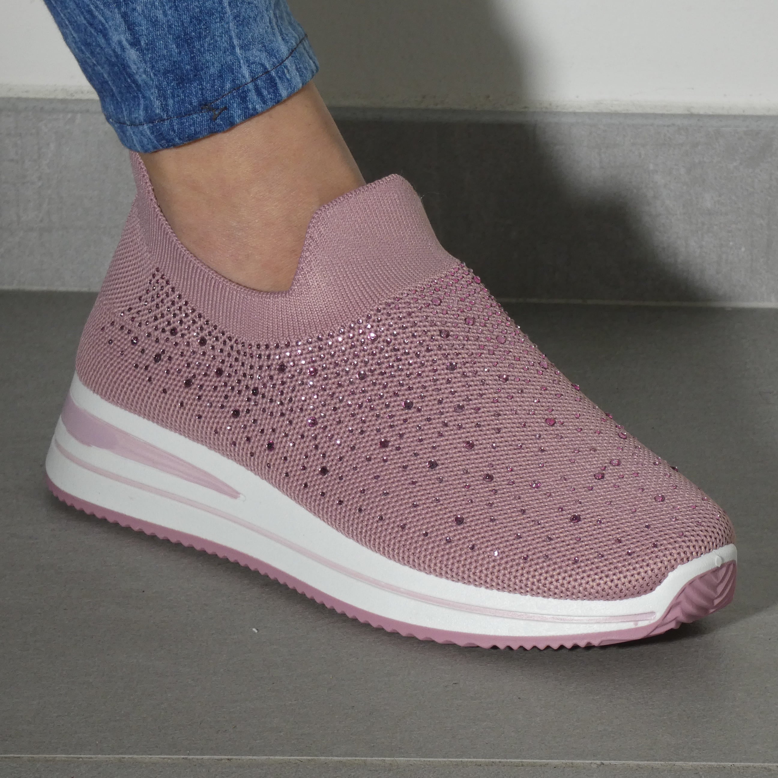 Isabella™ | Glamorous Rhinestone-Studded Sneakers