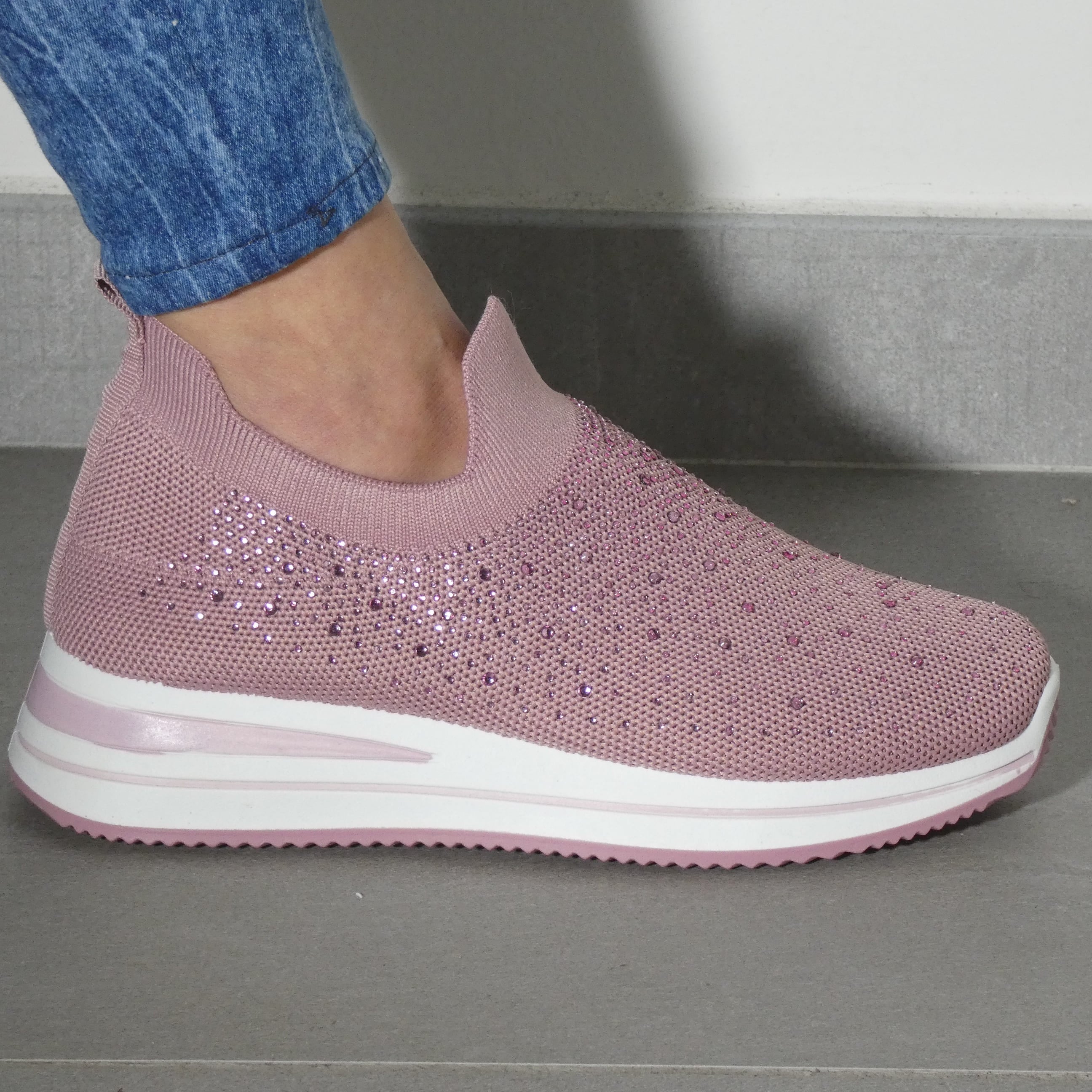Isabella™ | Glamorous Rhinestone-Studded Sneakers