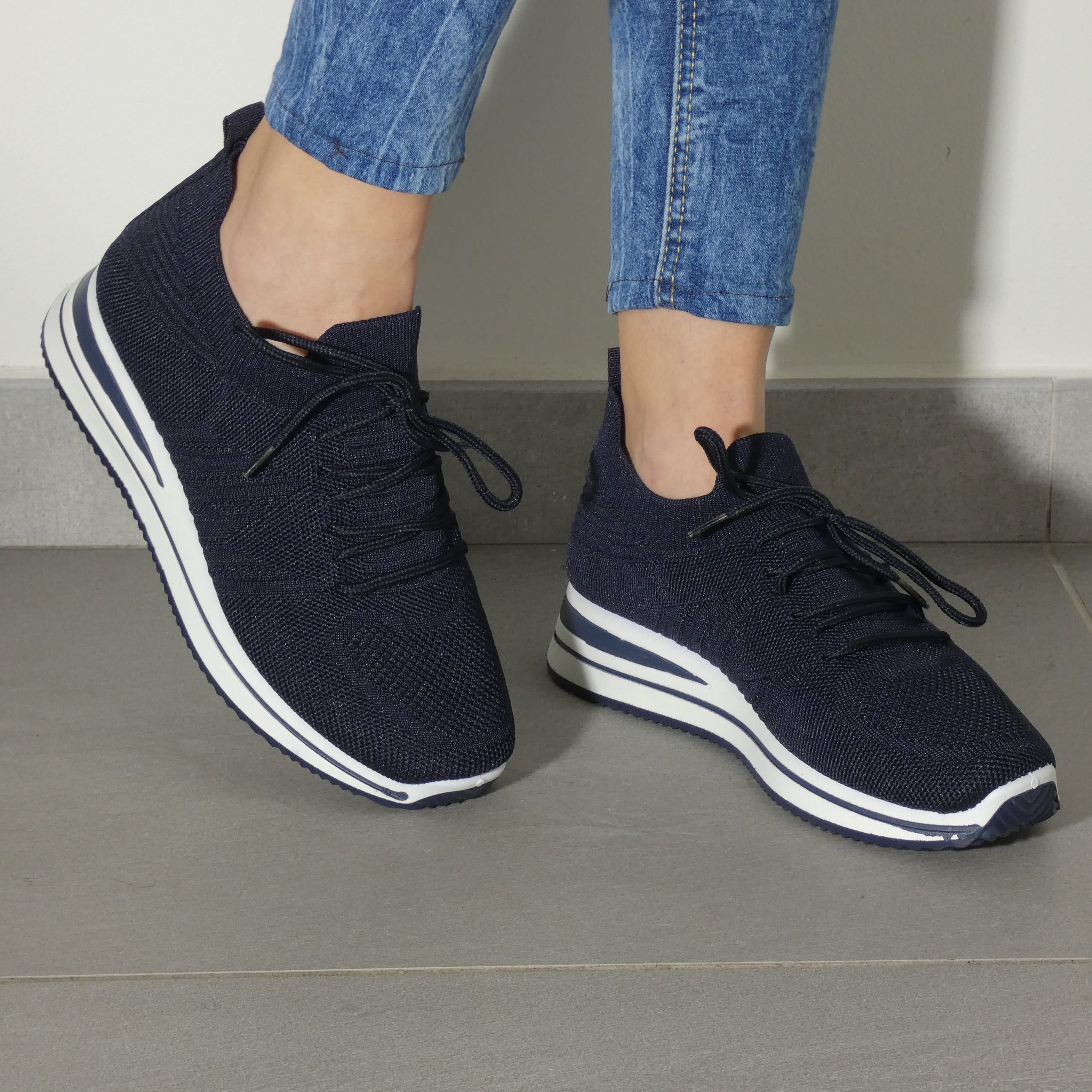 Isabella™ | Stylish Comfort Footwear for Every Occasion