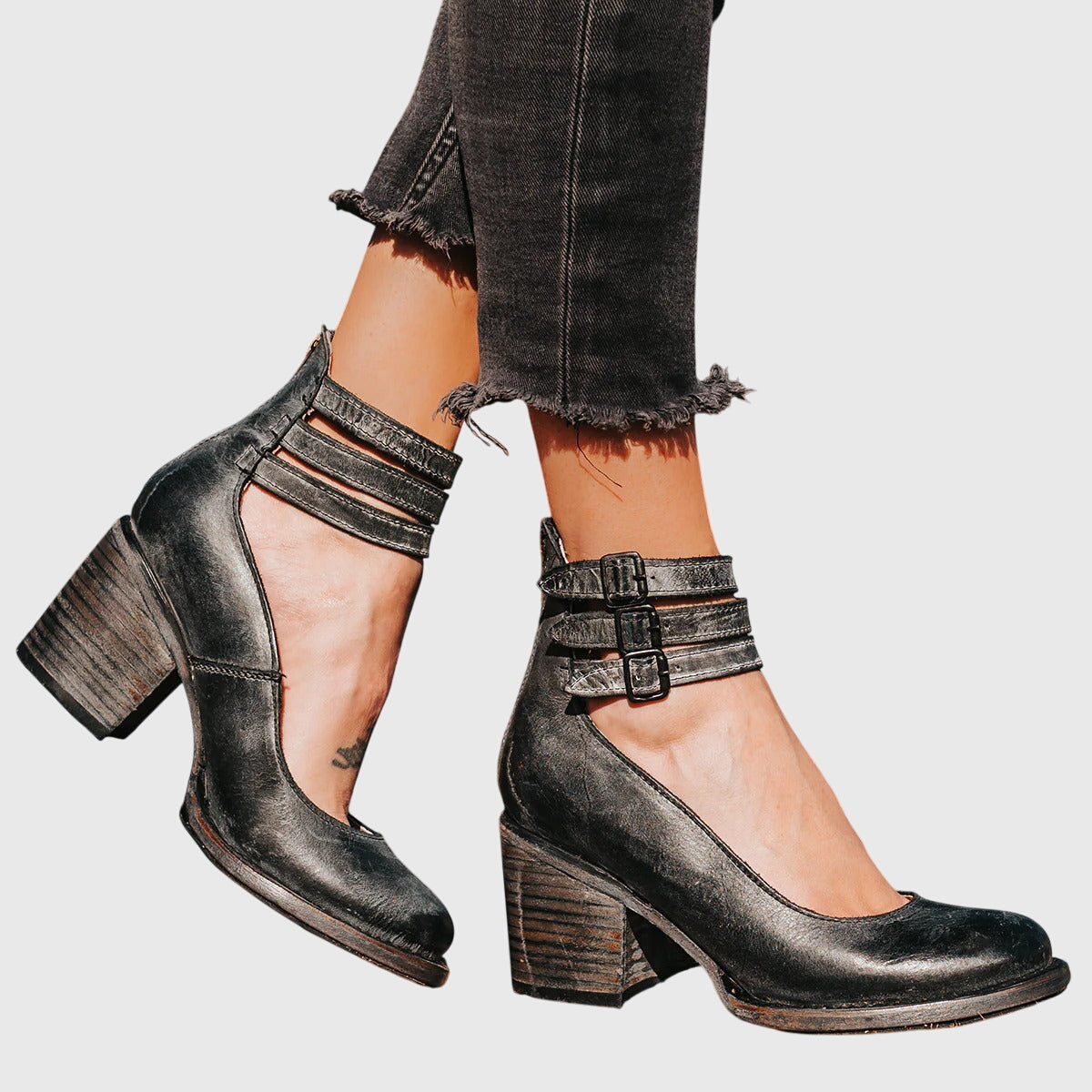 Nina™ | Chic Leather Sandals for All-Day Elegance