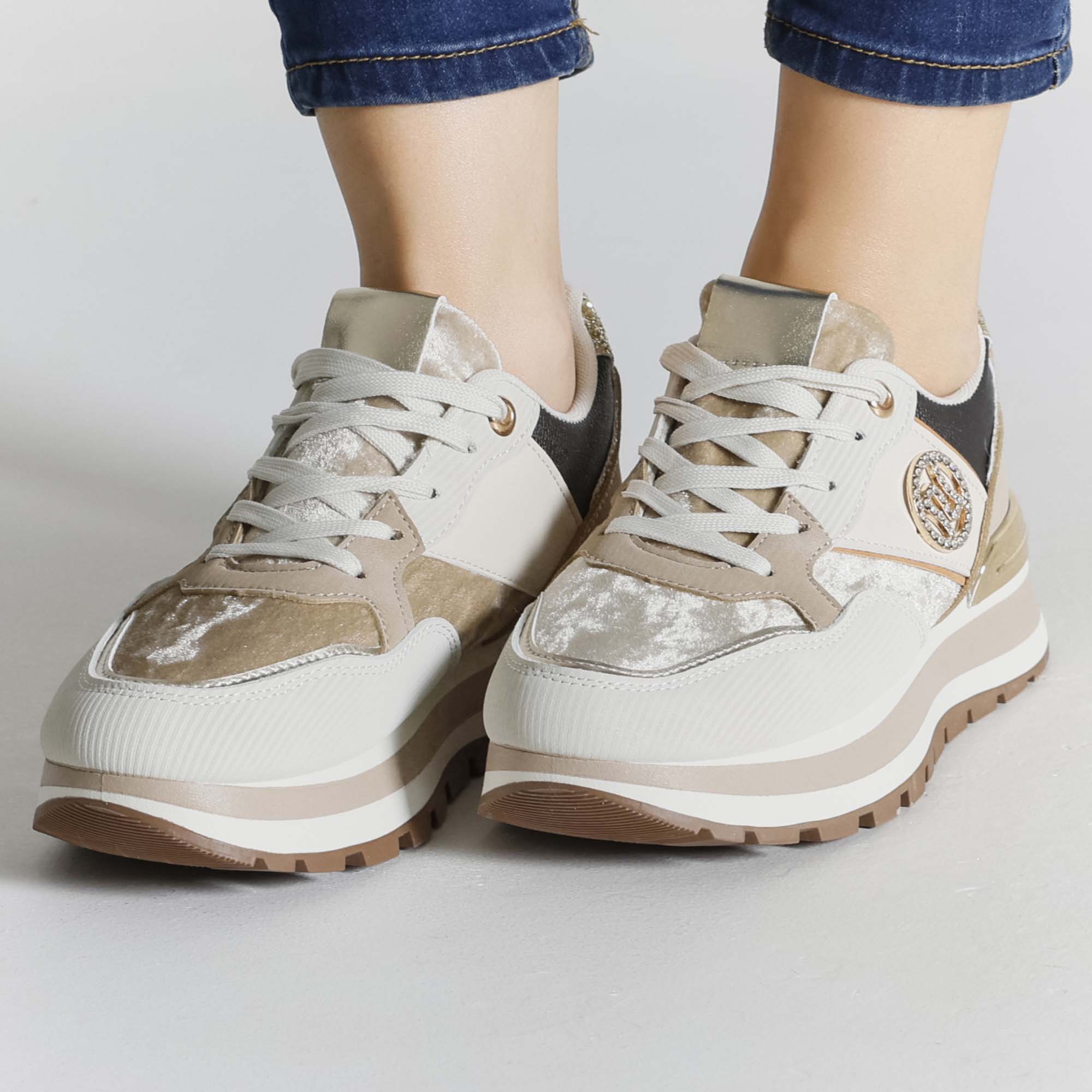 Isabella™ | Stylish Eco-Friendly Sneakers for Everyday Elegance