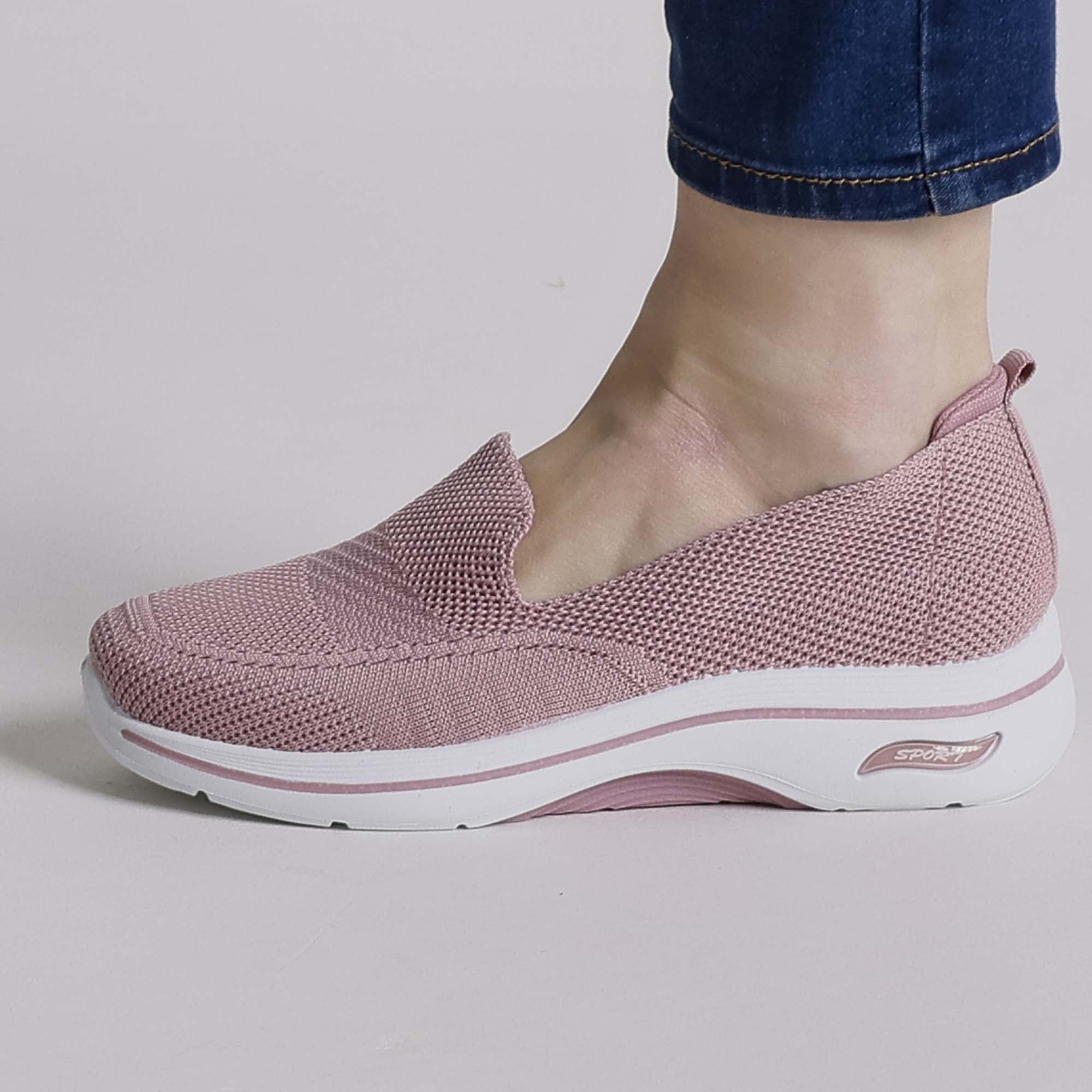 Lila™ | Chic Slip-On Sneakers for Effortless Style
