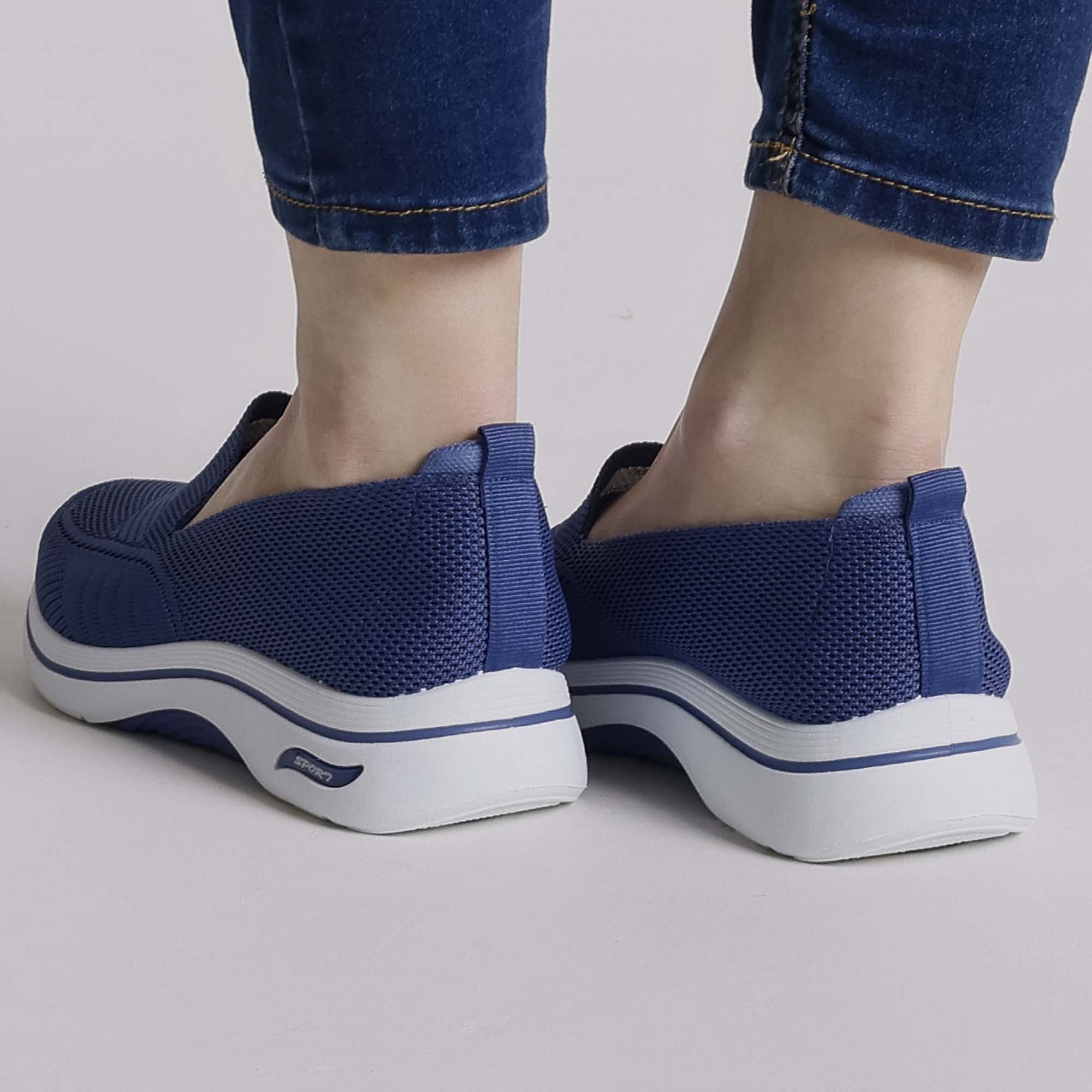 Lila™ | Chic Slip-On Sneakers for Effortless Style