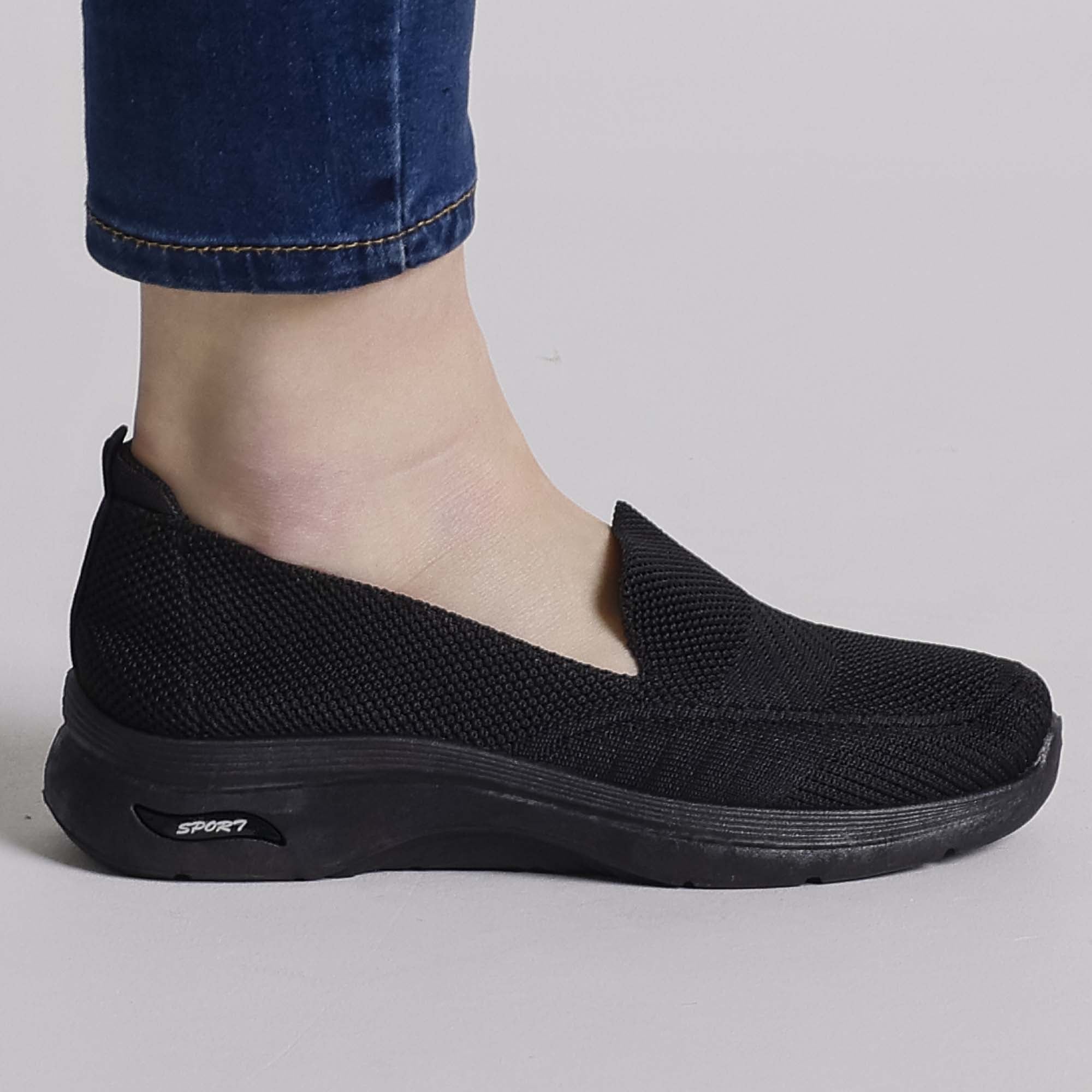 Lila™ | Chic Slip-On Sneakers for Effortless Style