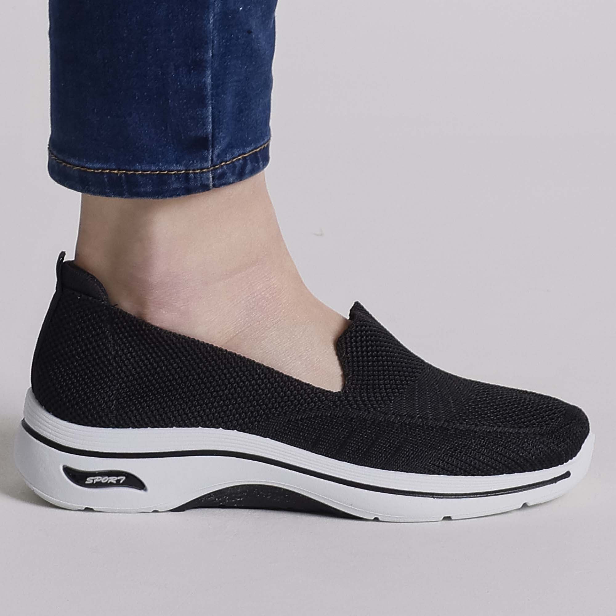 Lila™ | Chic Slip-On Sneakers for Effortless Style