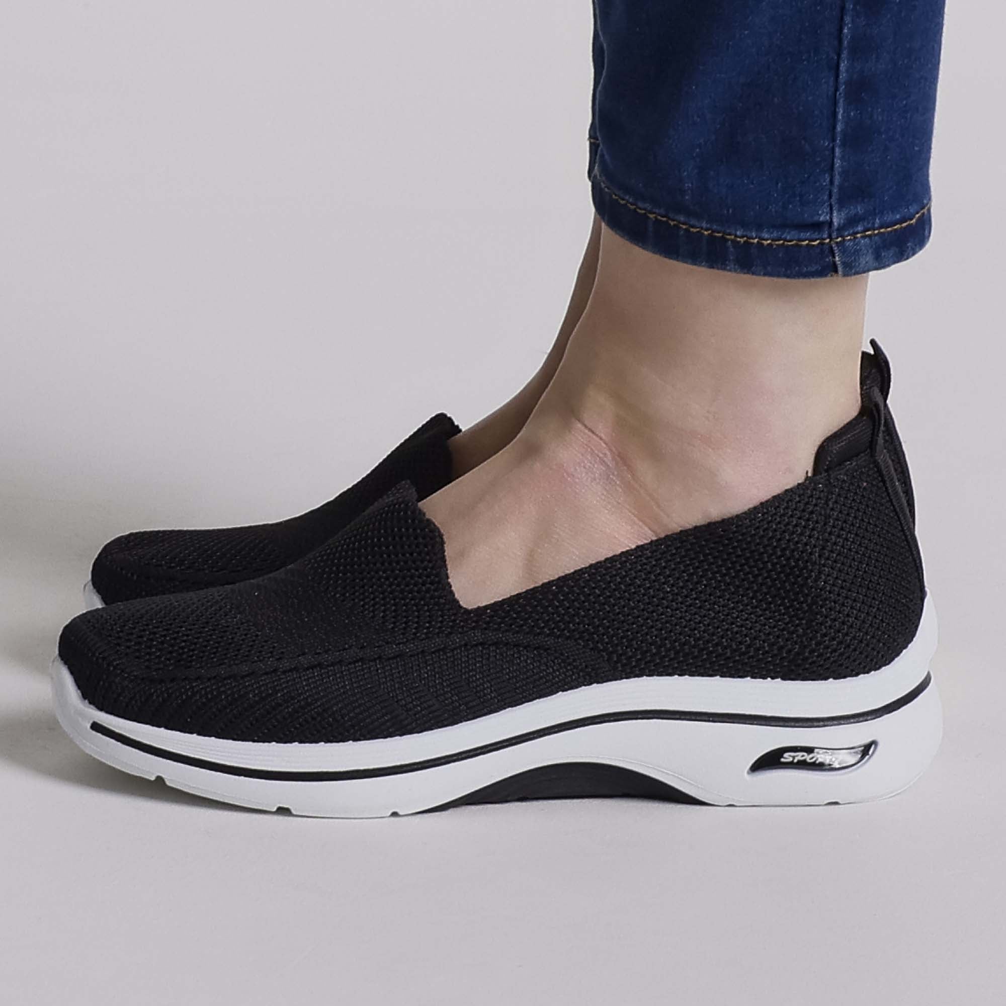 Lila™ | Chic Slip-On Sneakers for Effortless Style