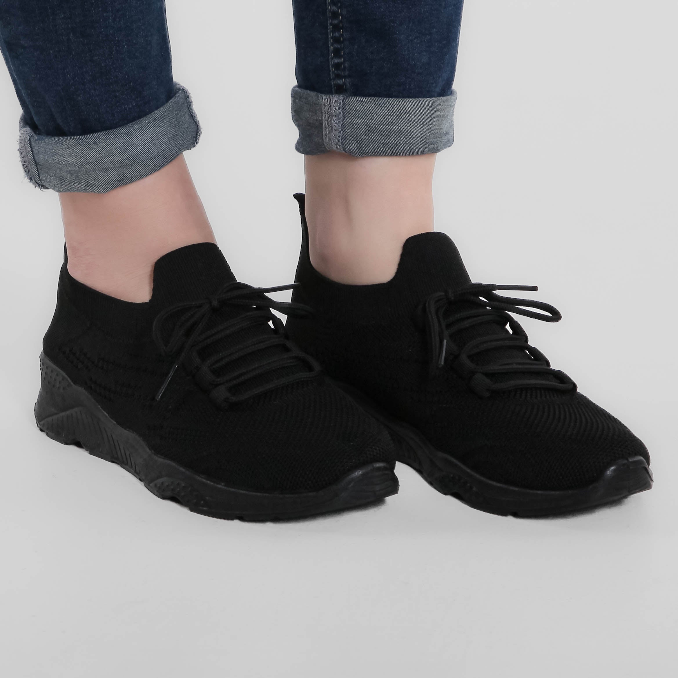 Isabella™ | Chic Canvas Sneakers for Everyday Elegance