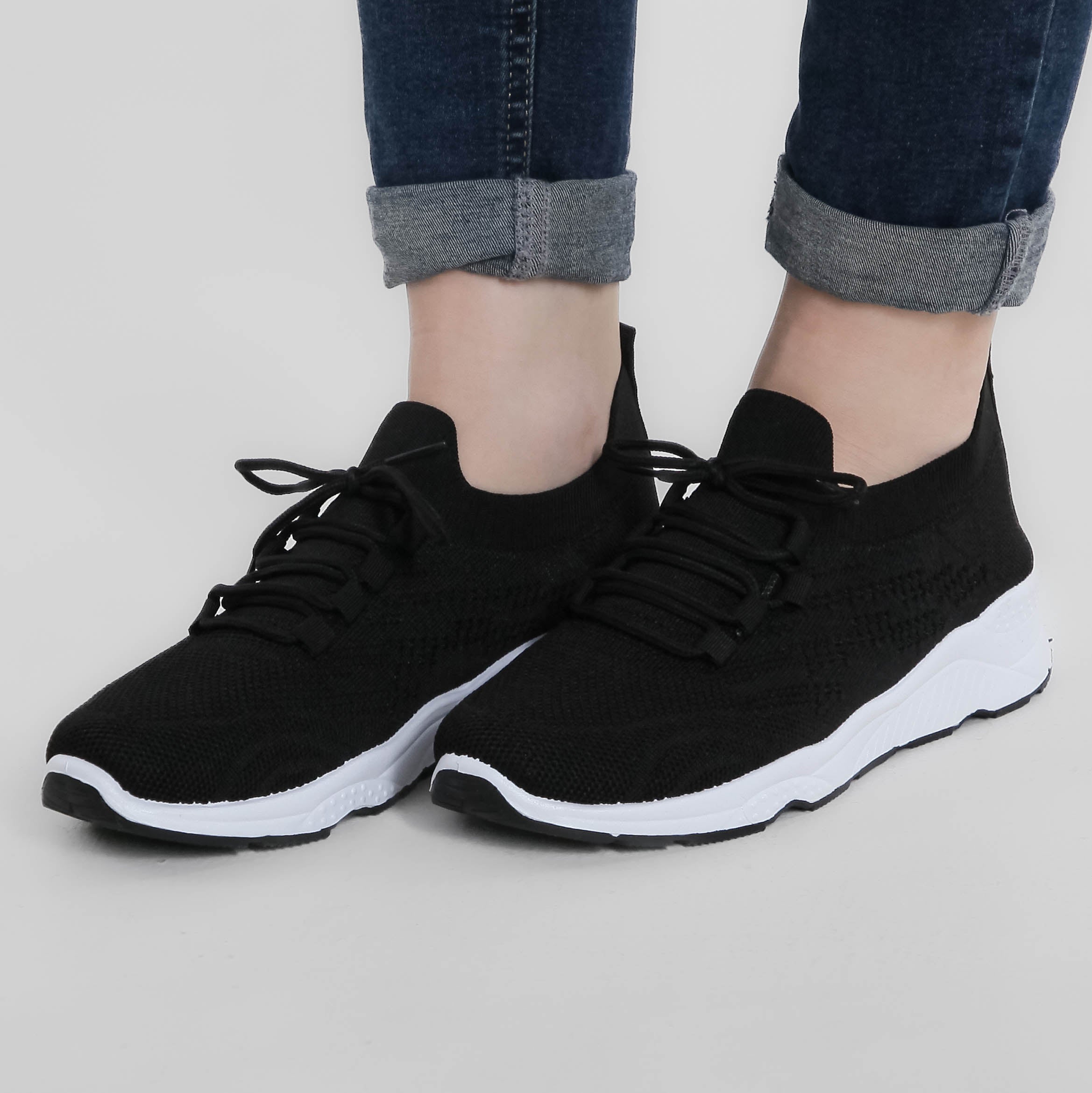 Isabella™ | Chic Canvas Sneakers for Everyday Elegance