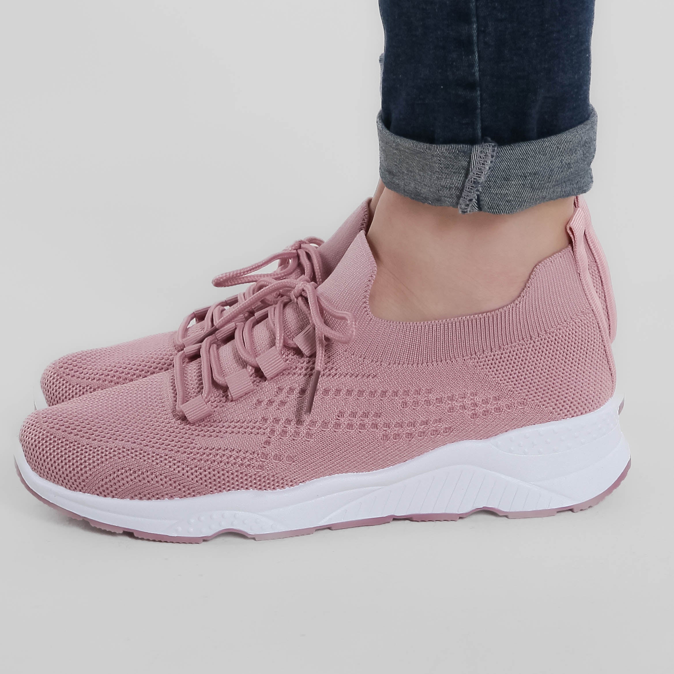 Isabella™ | Chic Canvas Sneakers for Everyday Elegance