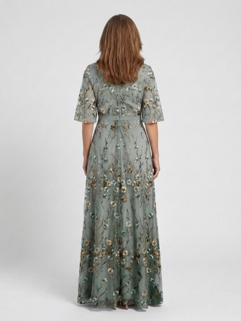 Élodie™ | Flowing Floral V-Neck Dress