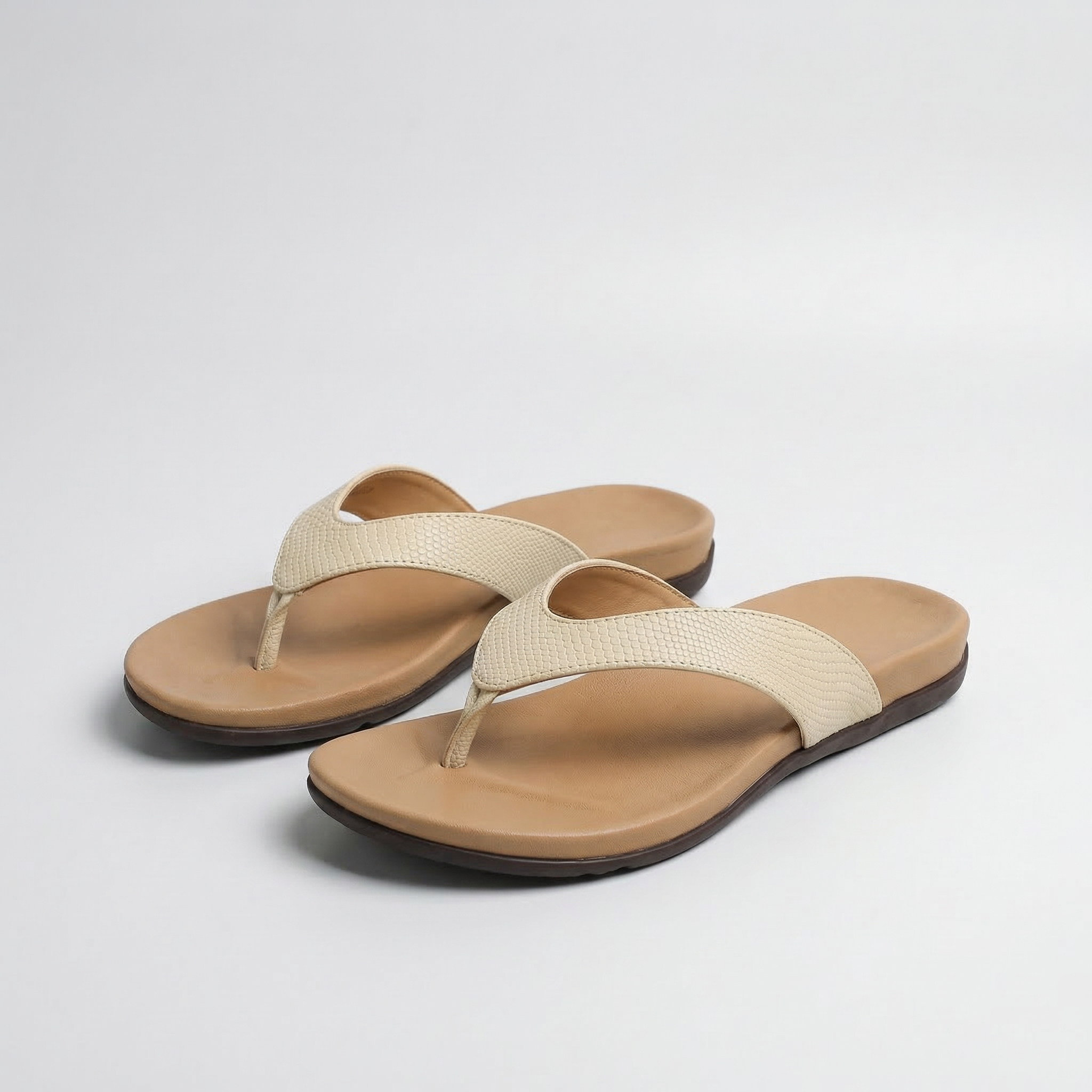 Lila™ | Supportive Orthopaedic Flip-Flops for All-Day Comfort