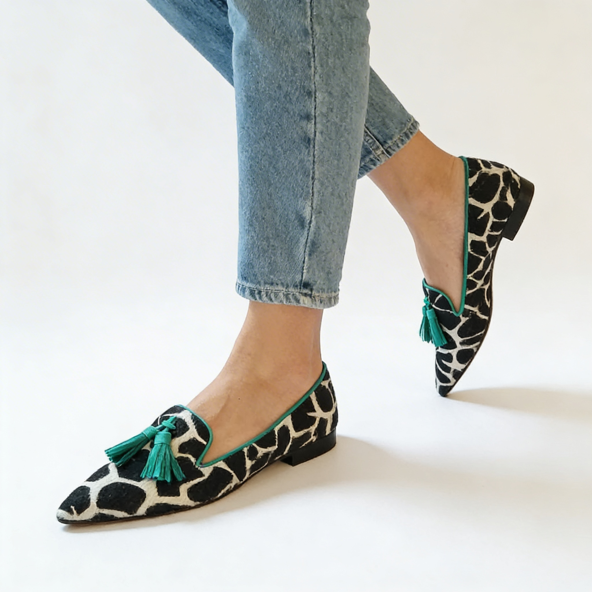 Isabella™ | Chic Leather Loafers with Grace