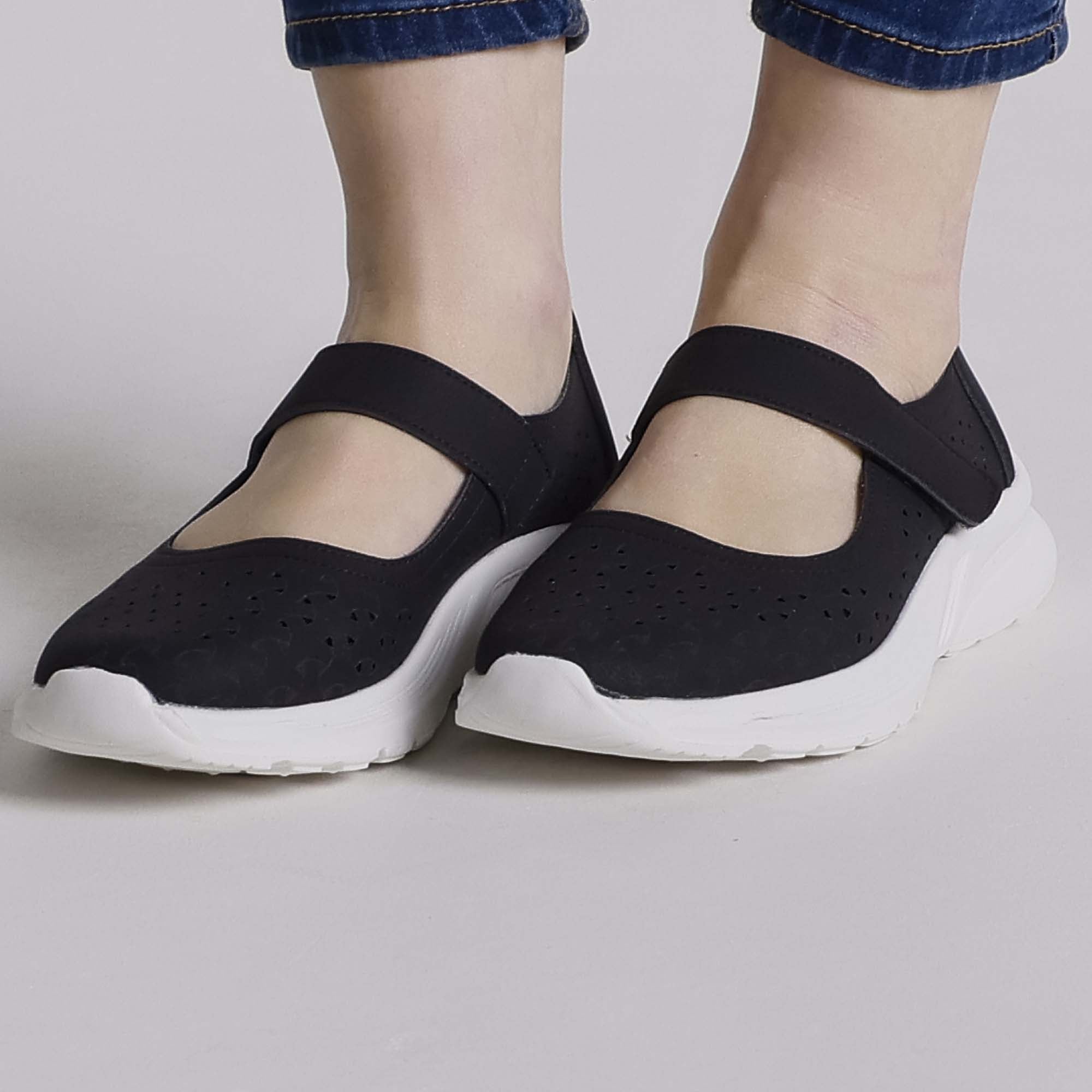 Isabella™ | Chic Leather Loafers for All-Day Elegance