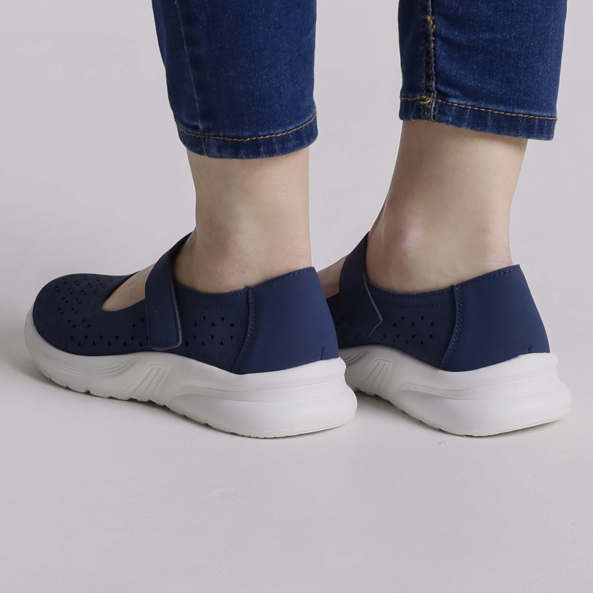 Isabella™ | Chic Leather Loafers for All-Day Elegance