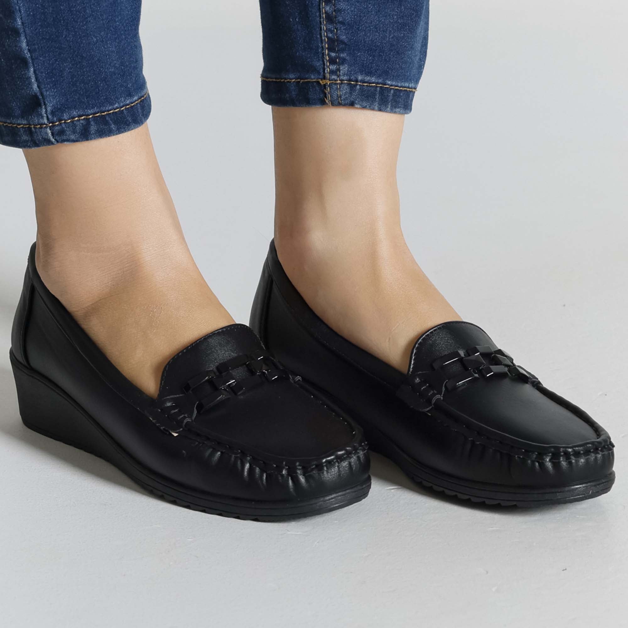 Rita™ | Cozy Leather Moccasins for Everyday Elegance